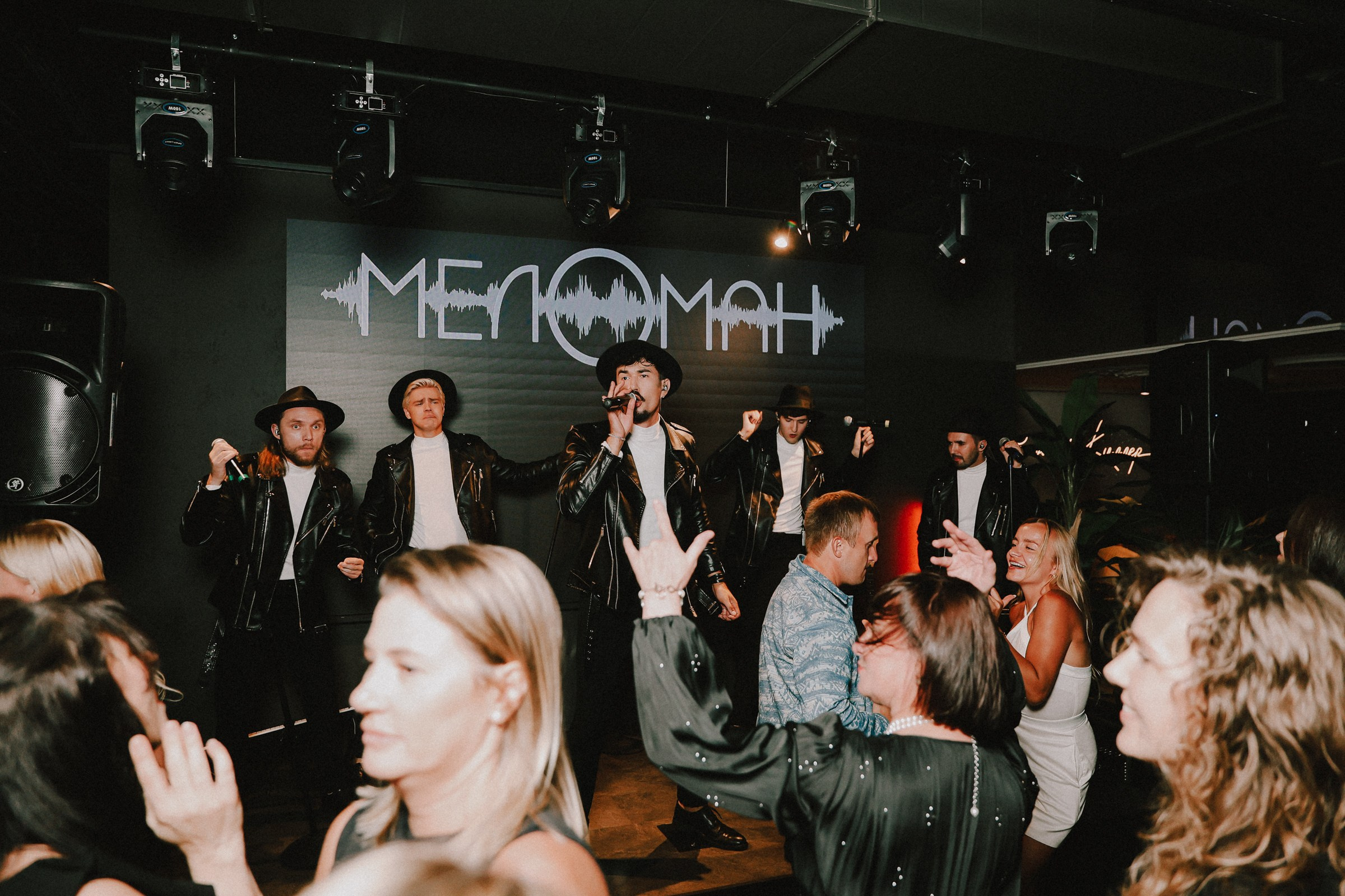 /РЕПОРТАЖ/ СЕО БАР. Свадебный фотограф Великий Новгород Станислав Кособудский