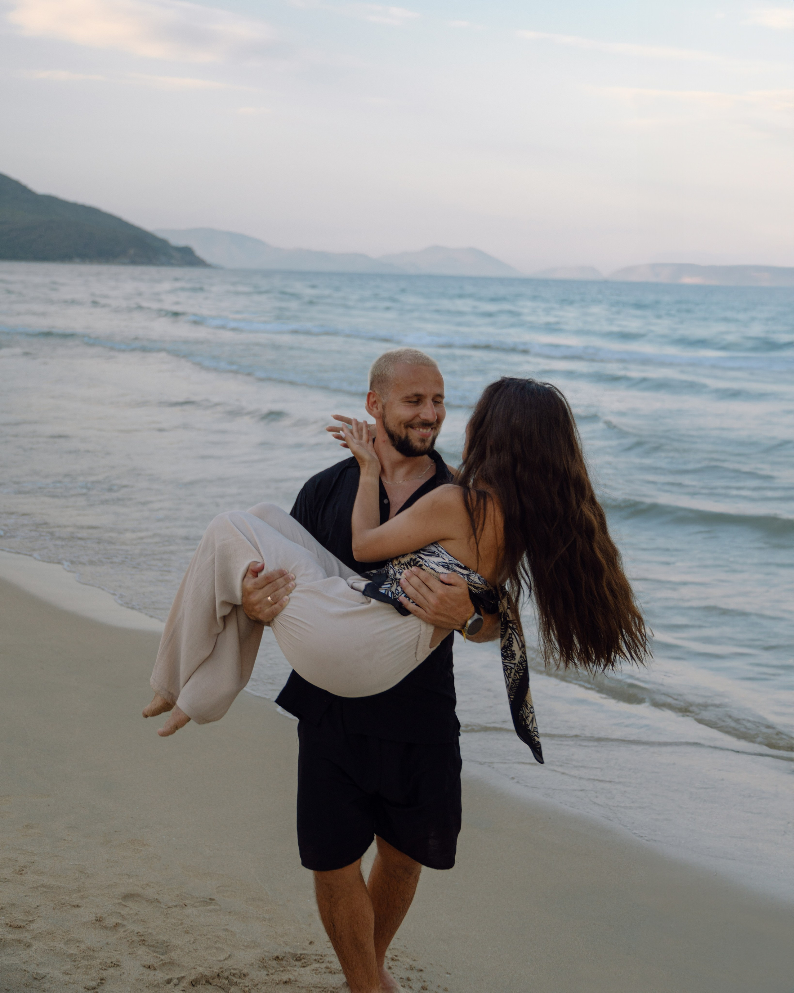 Ksenya & Alex. Travel & Life style Photographer