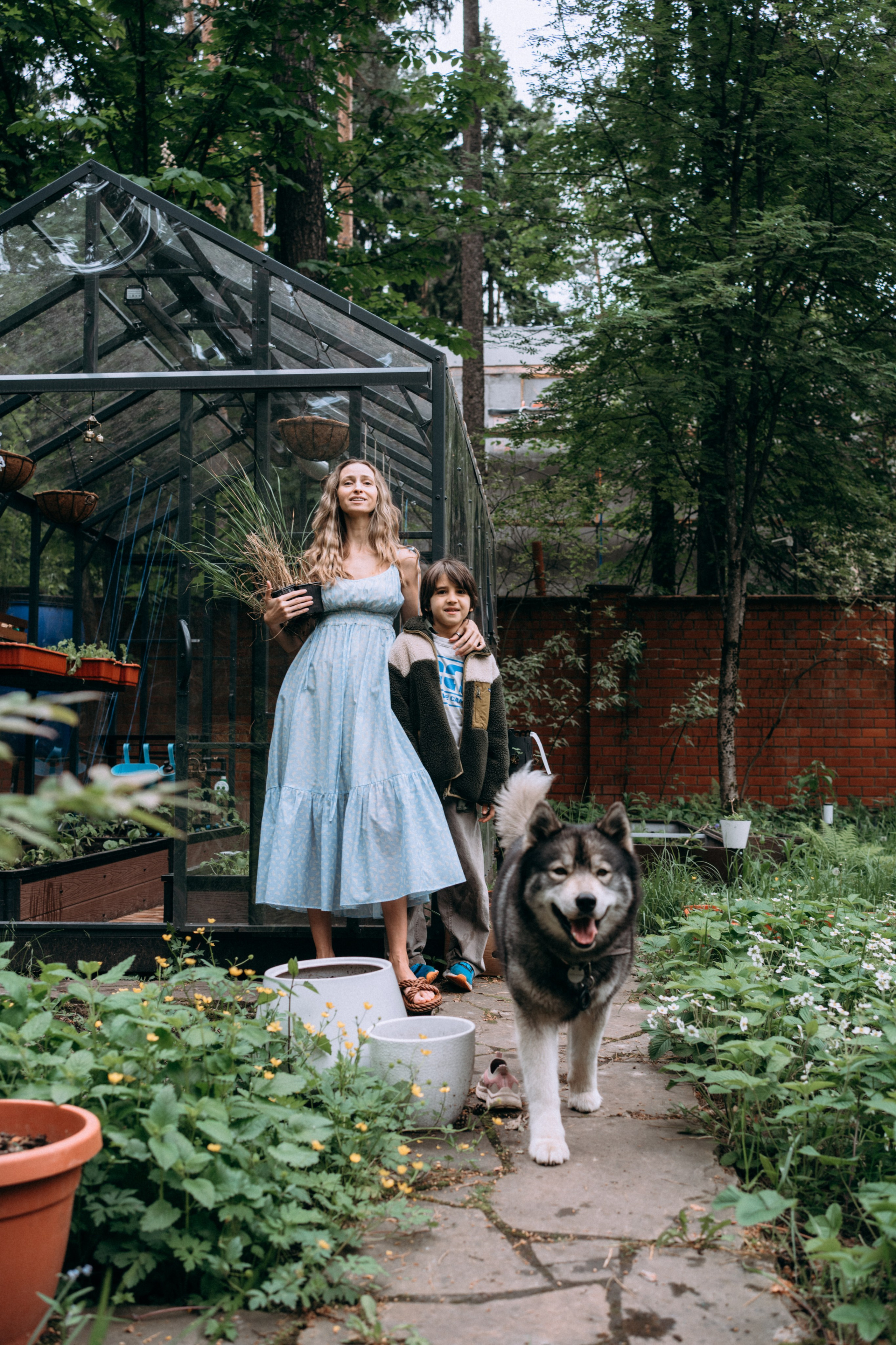 Дети. Курицы. Теплица. СТИЛЬ. Семейный и детский фотограф и видеограф в Москве, Серпухове и Тарусе Валерия Сорокина