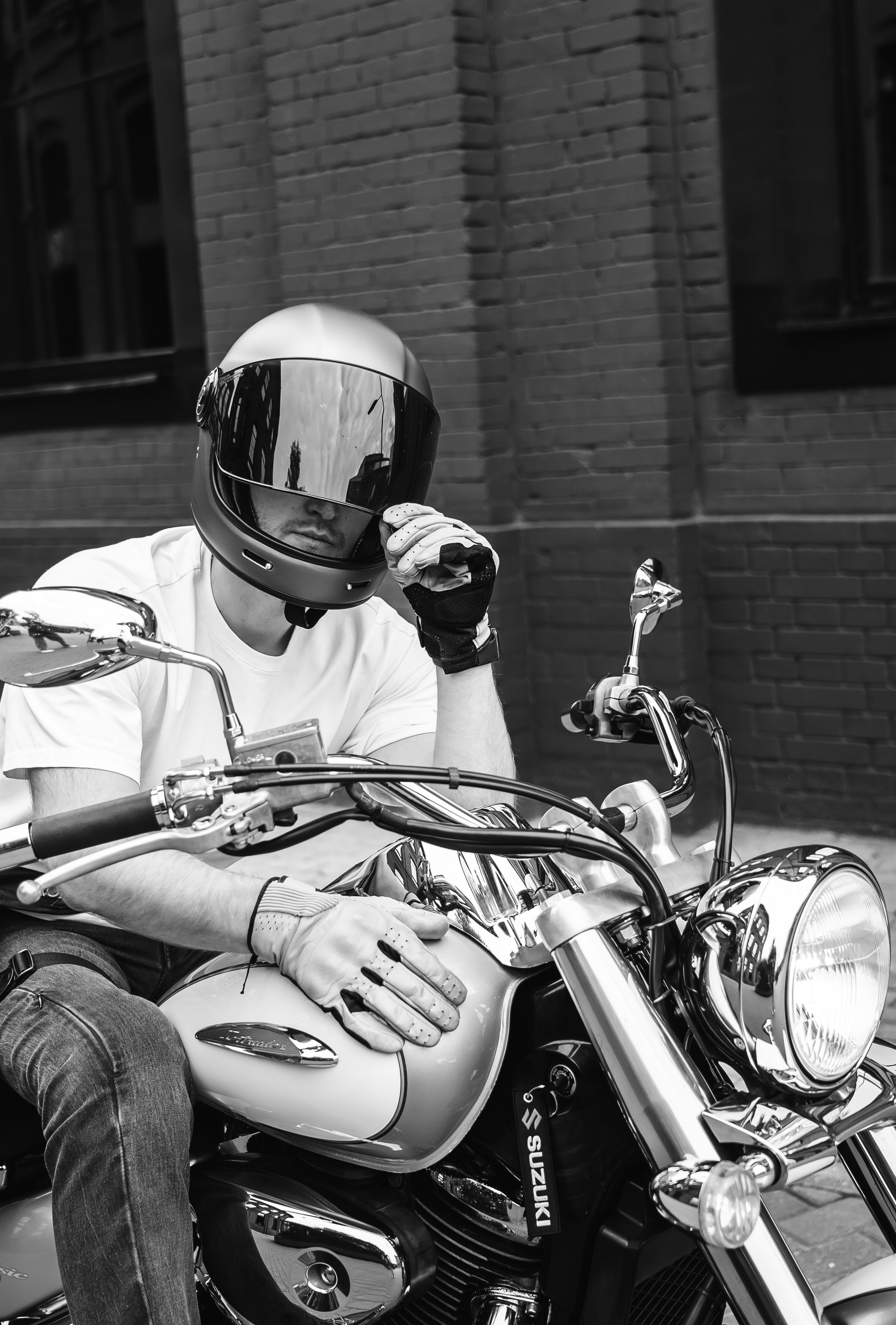 Олег и Сузуки. Наталия Фролова. Фотограф. Москва