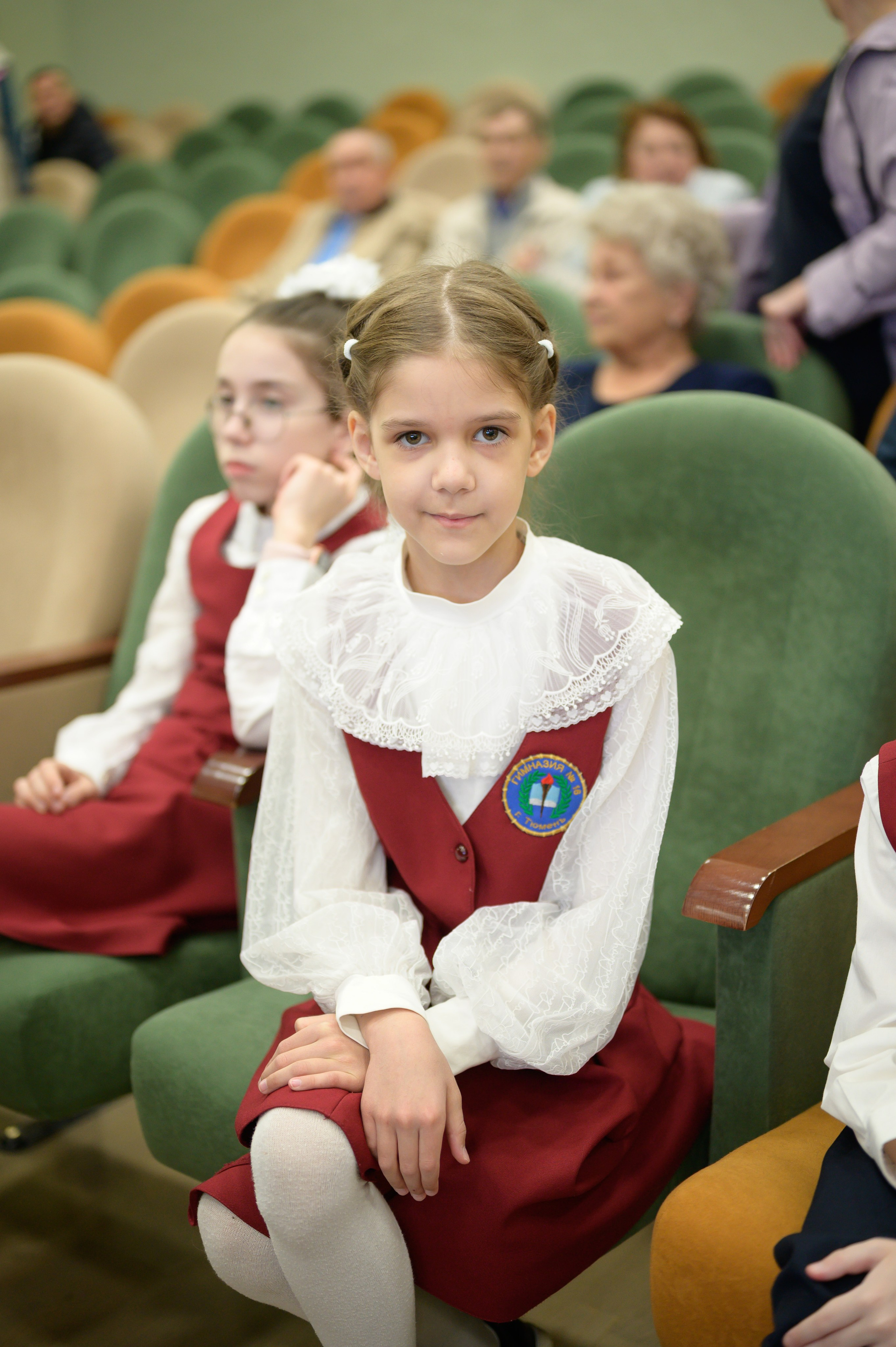 Выпускной 4Б гимназия № 16. Фотограф новорожденных, семейный детский в Тюмени Татьяна Морозова