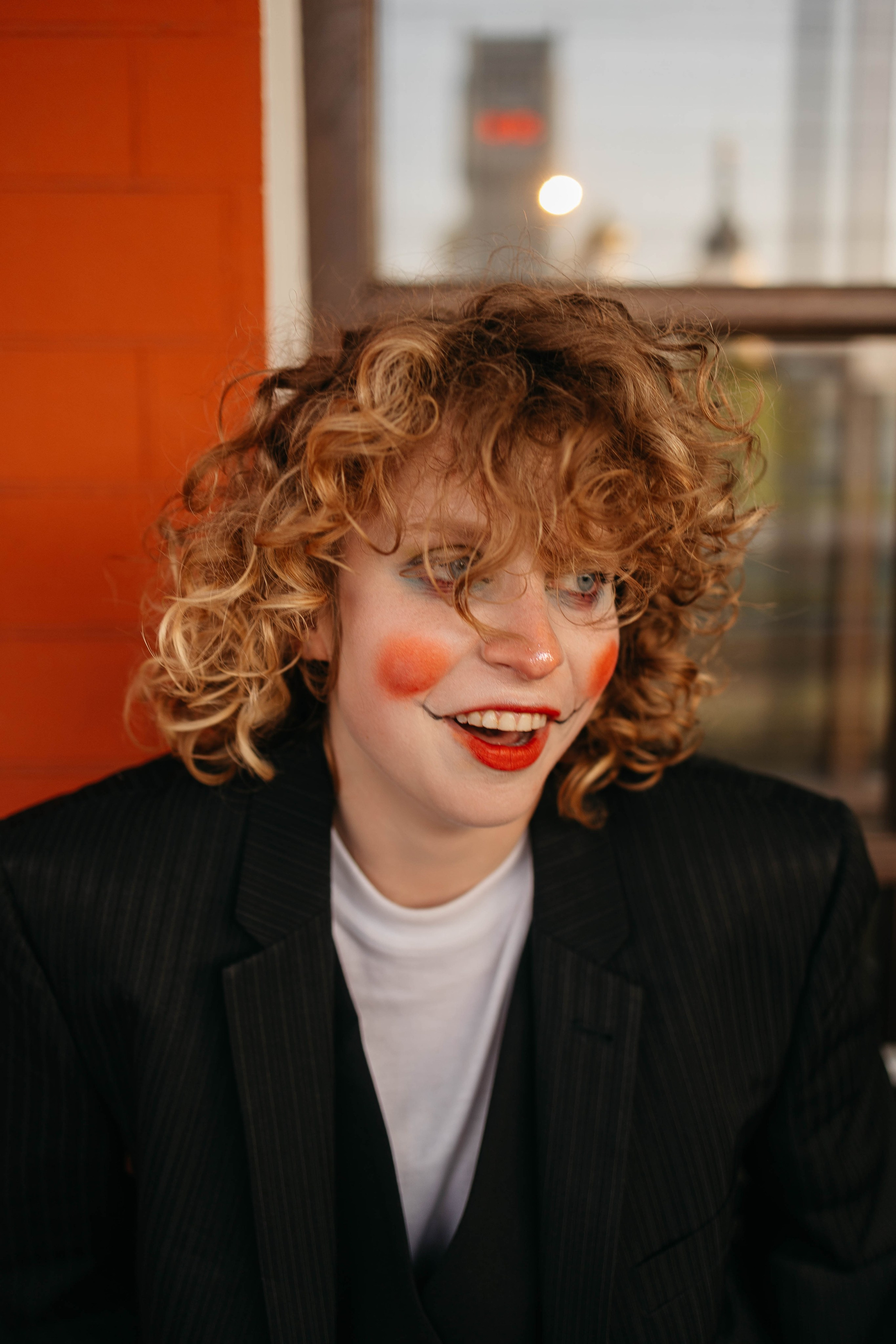 Закат на ЖД вокзале. Лиза. Фотограф в Твери Лагодная Яна