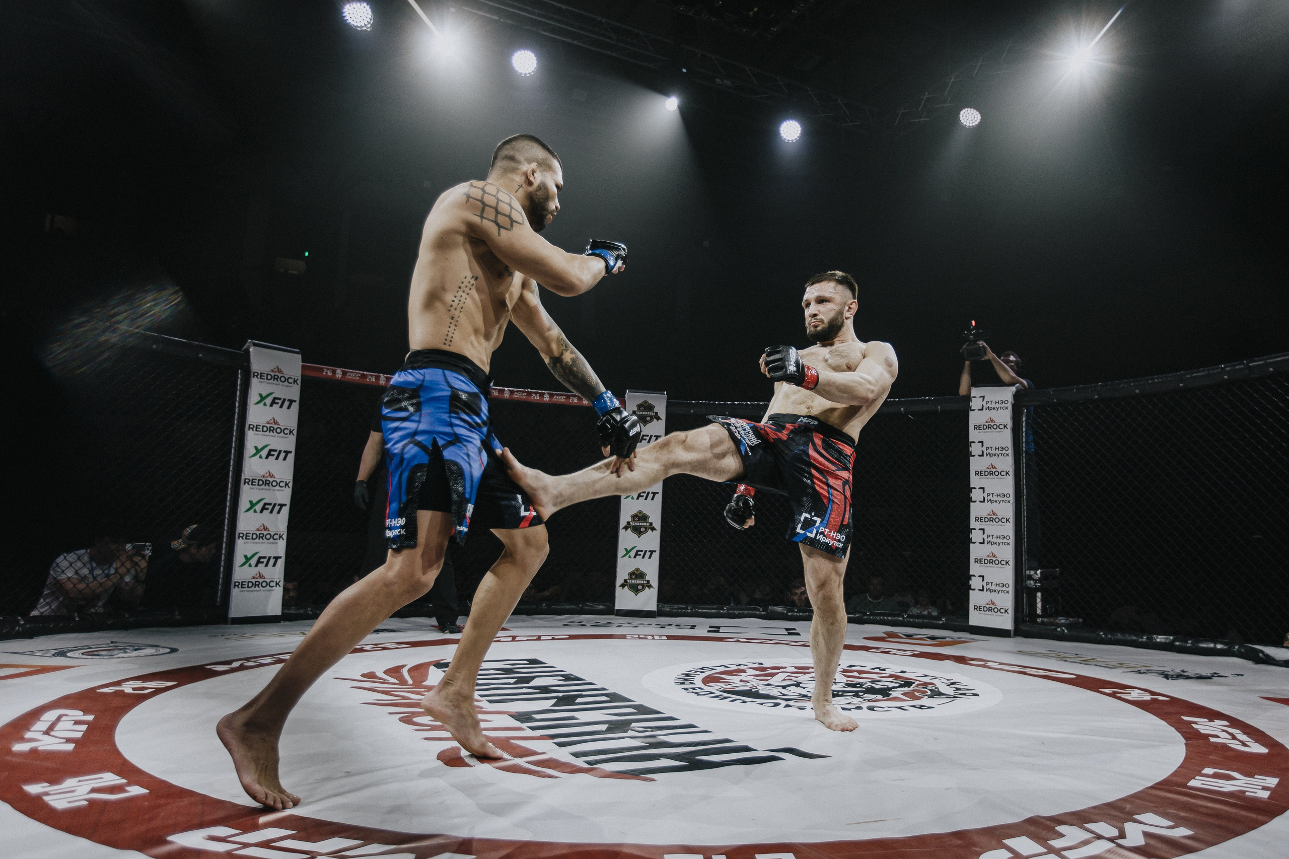 MFP246 МАКСИМ БУТОРИН VS МАРСИО БРЕНО. Фотограф Иркутск Антипин Сергей