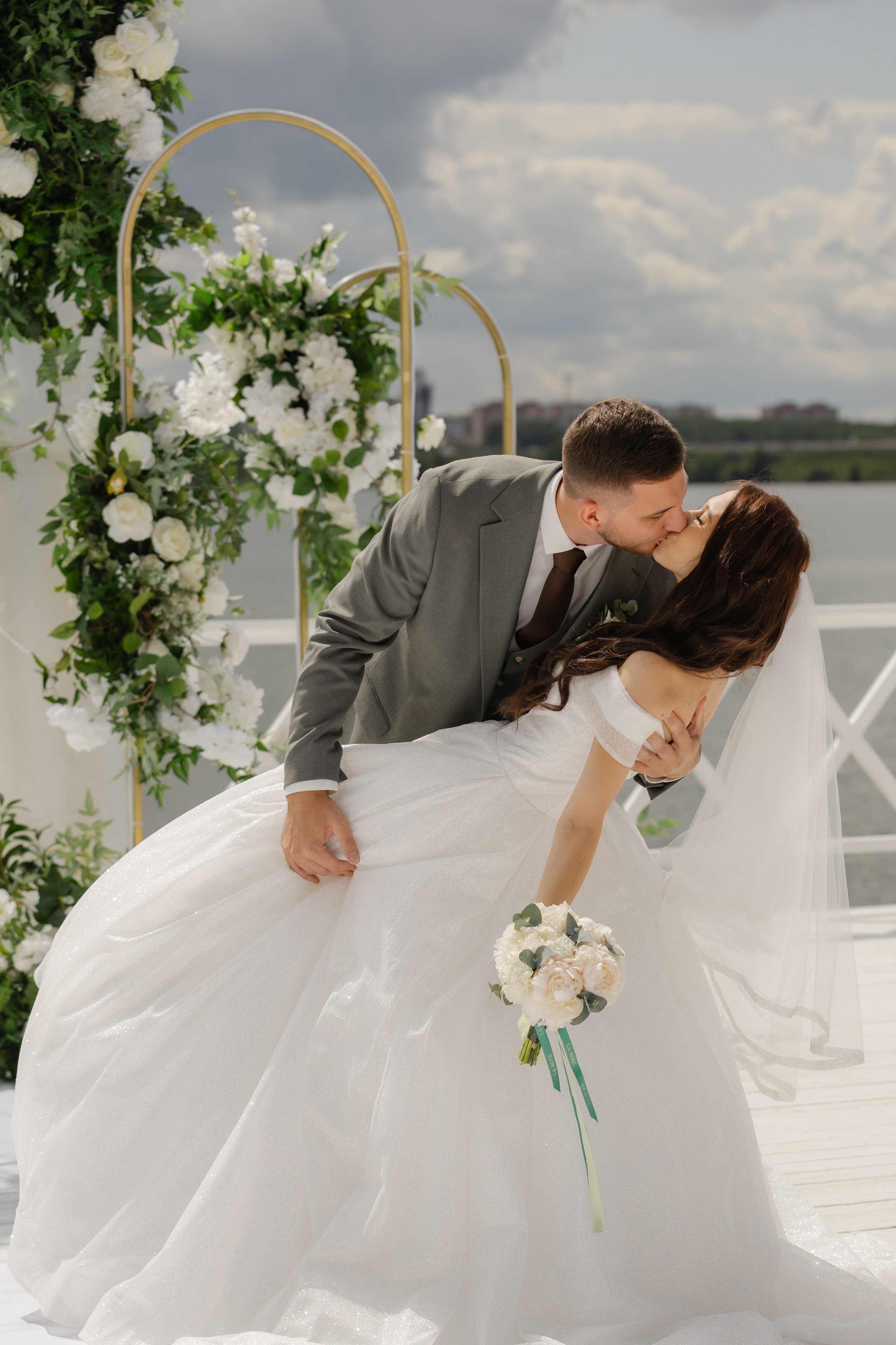 Саша и Алина. Главная