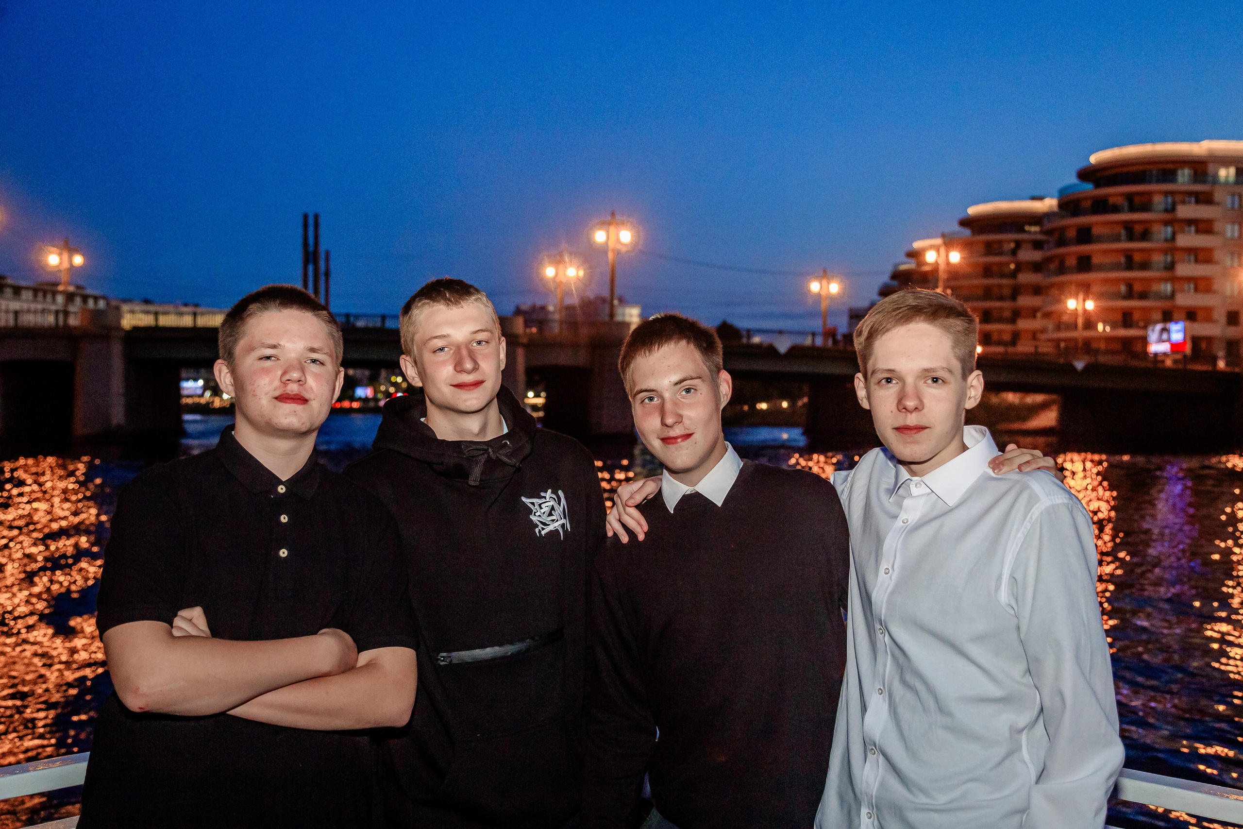 Выпускной на теплоходе. Фотограф в Санкт-Петербурге Чумаков Семен