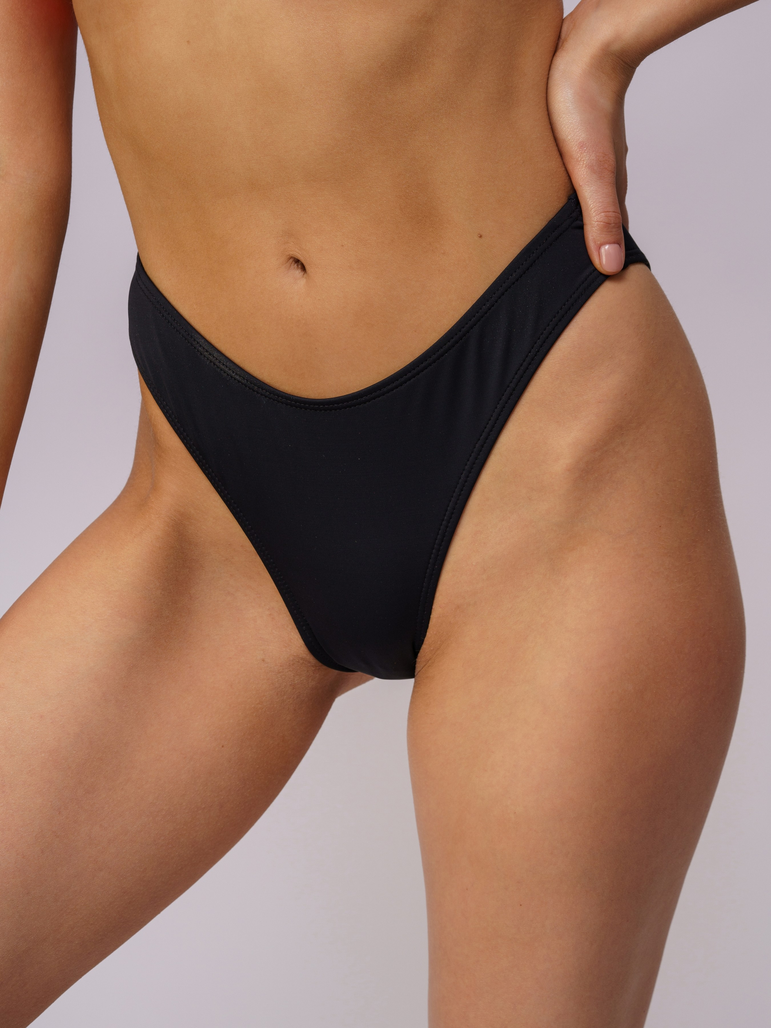 Купальники, модель Анастасия. KED Production — продакшн из СПб. Создаём фото, видео и контент, который помогает брендам и селлерам продавать больше