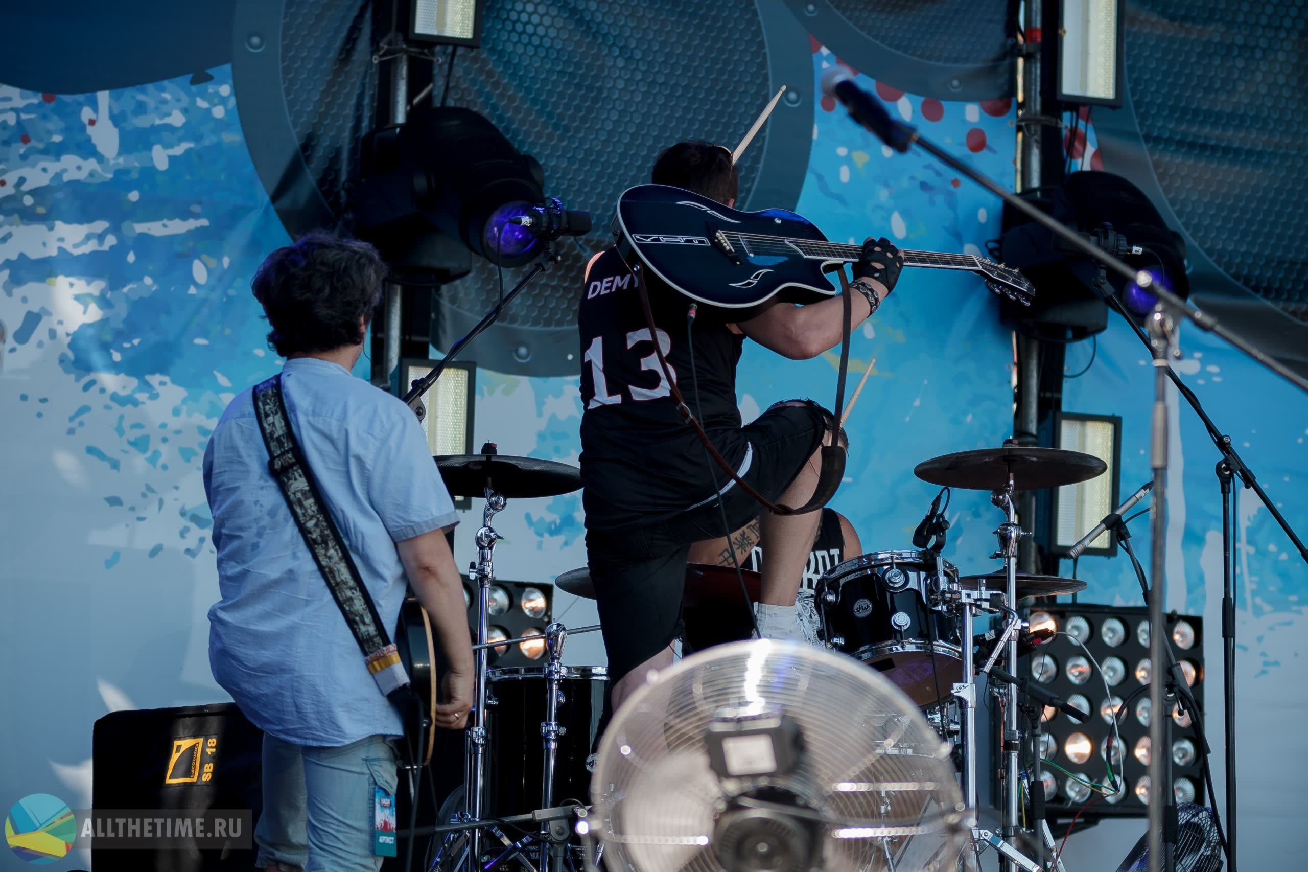 НАШИ В ГОРОДЕ. Магия музыки в кадре: Концертная Фотография