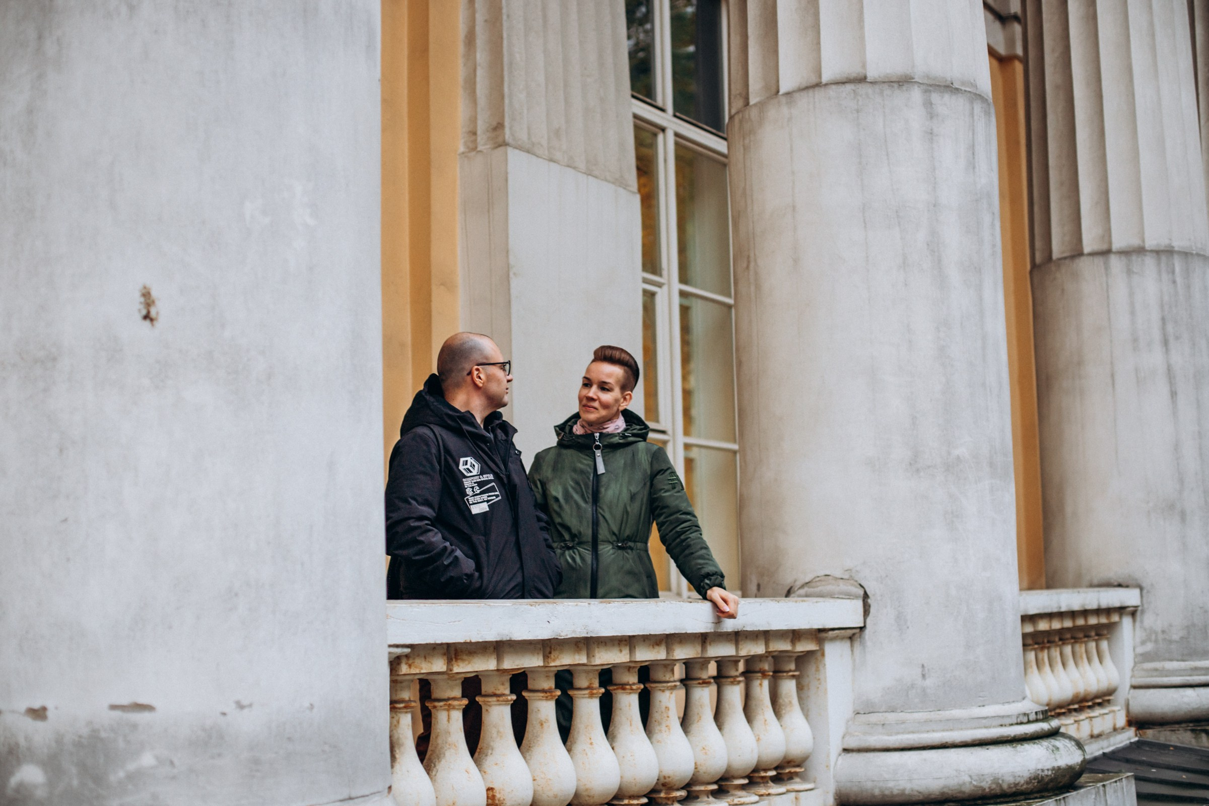 Николай и Екатерина в октябре. Фотопрогулка в Петербурге. Индивидуальный и семейный фотограф в Санкт-Петербурге