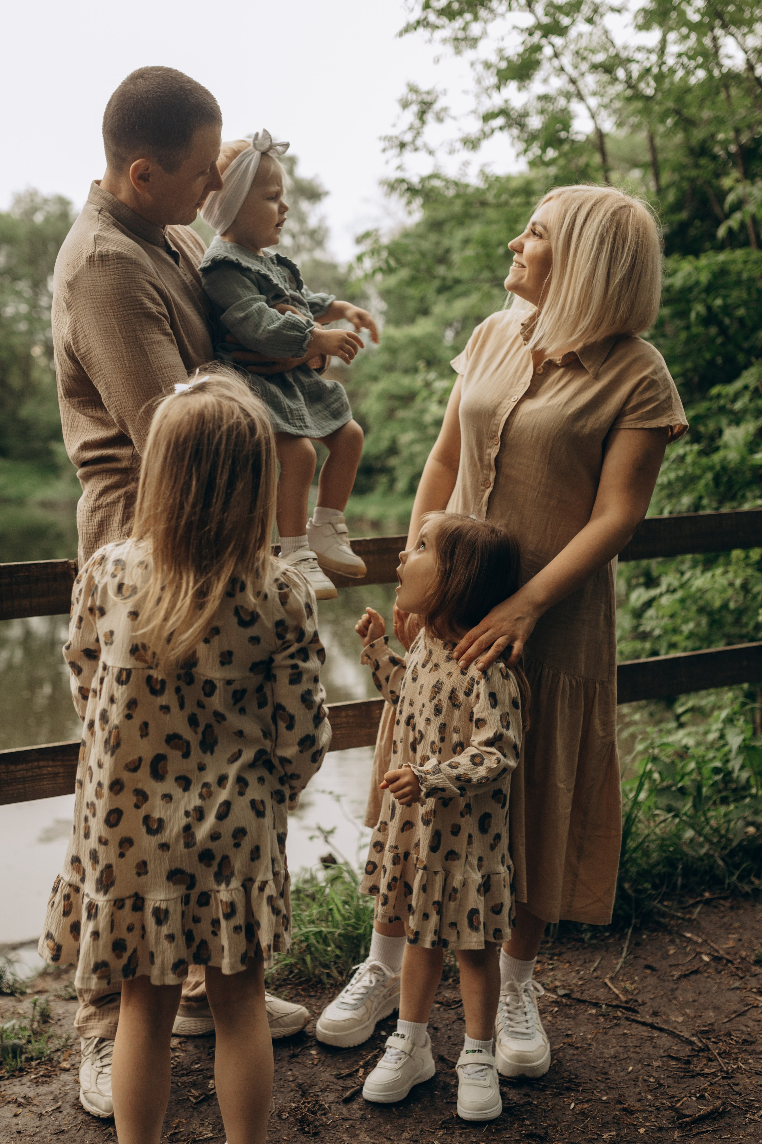 Фотосессия под летним дождем с Алексеем, Юлией и их доченьками. Фотограф в Ставрополе Svetlana Matveeva