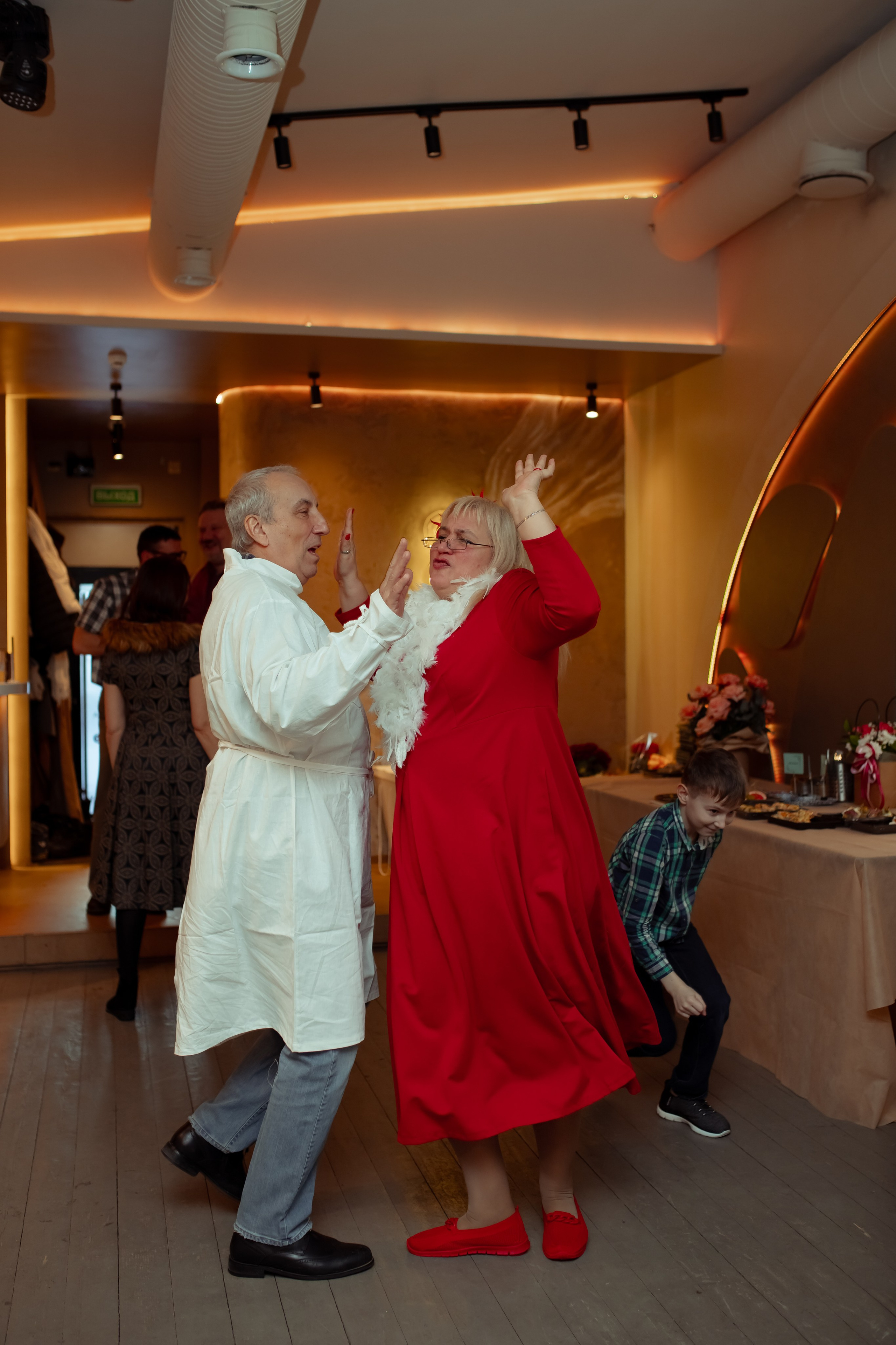 Юбилей Анны в стиле Гайдая. Семейный и детский фотограф в Москве Дорогова Екатерина