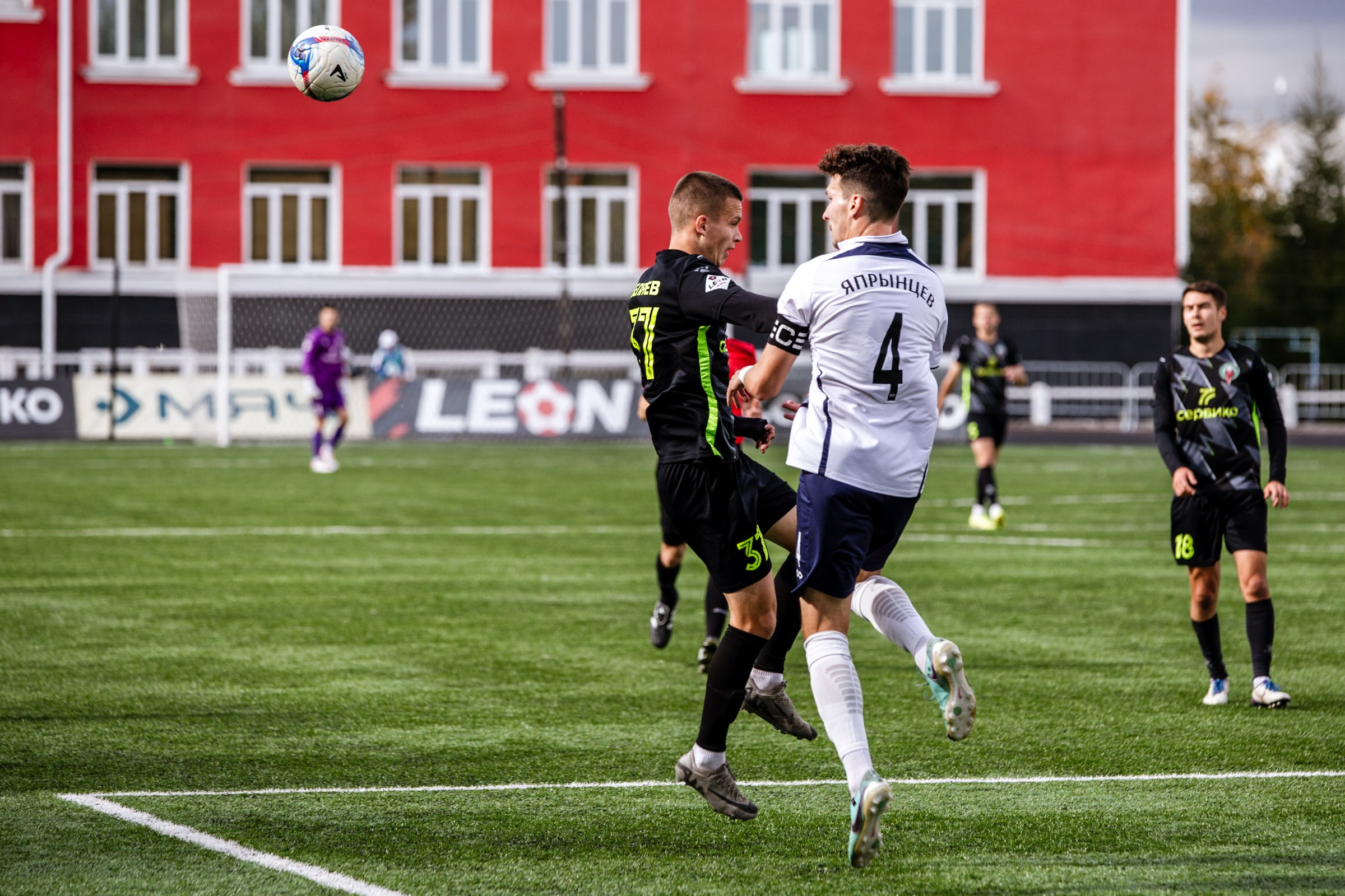 Первенство России по футболу LEON-Вторая лига Б | ФК Иркутск — Космос (Долгопрудный) | 14.09.25. Фотограф в Иркутске Евгения Айвазова