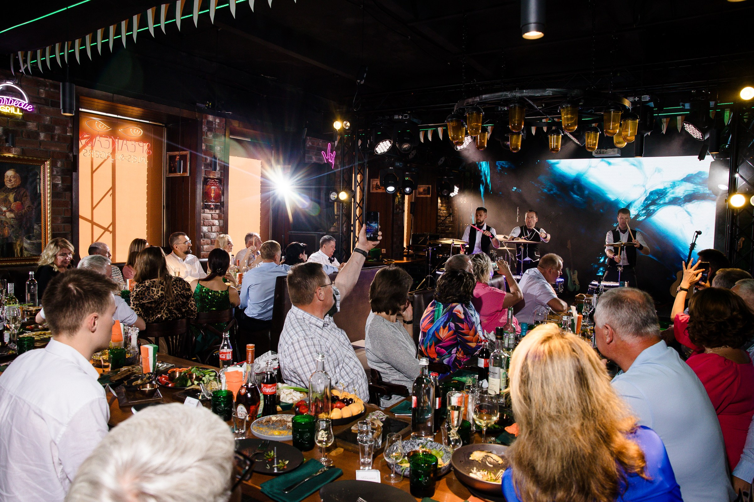 Репортажная съёмка. Свадебный фотограф в Иваново Гитарина Черняева