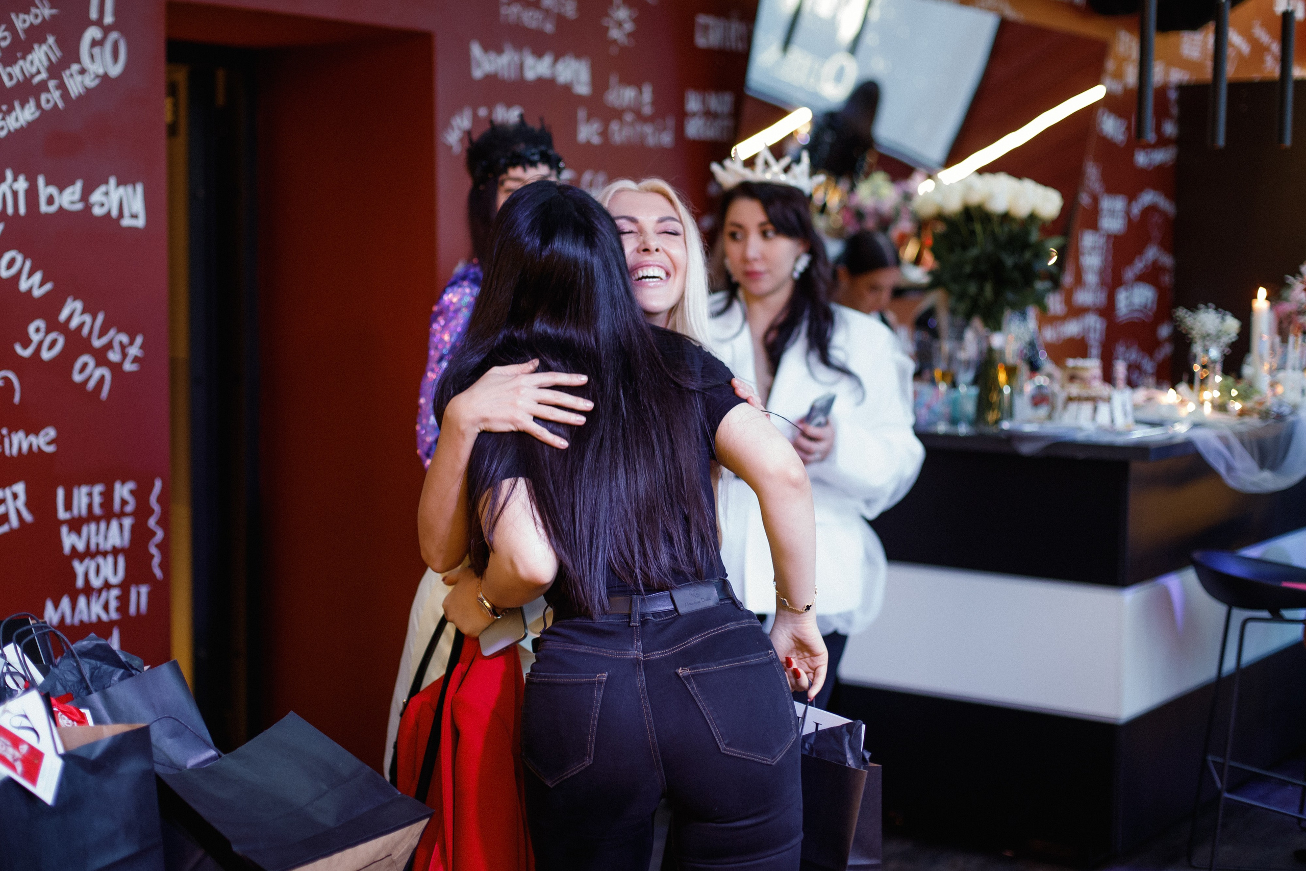 QUEEN KHV [12 ЛЕТ]. СВОИ. ФОТООТЧЕТЫ-СОБЫТИЯ-МЕСТА