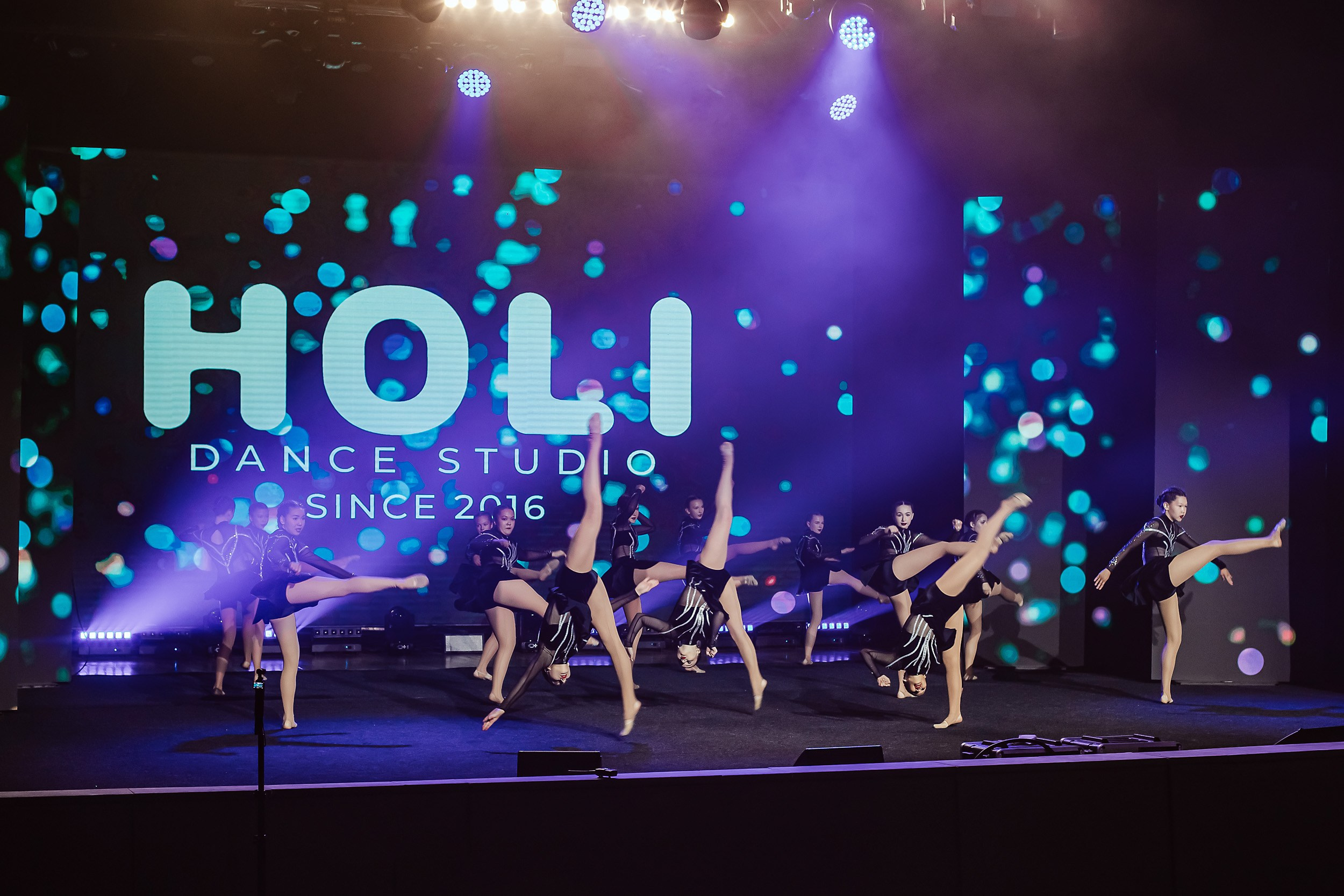 10 лет Holi Fance Studio | Part 1. Кипятком Павлодар