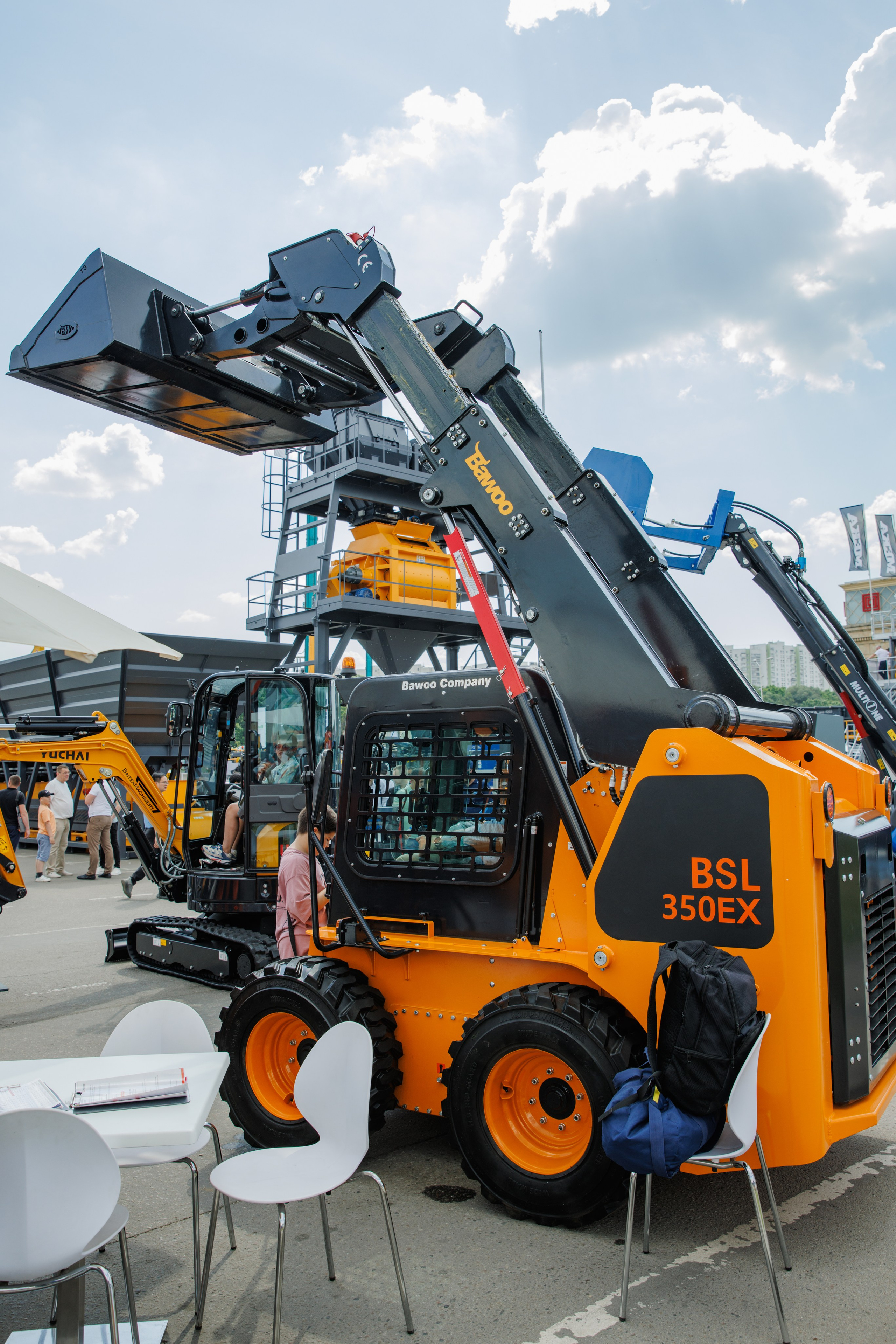 Выставка Спец. Техники. Фотограф Москва Шептаев Артём