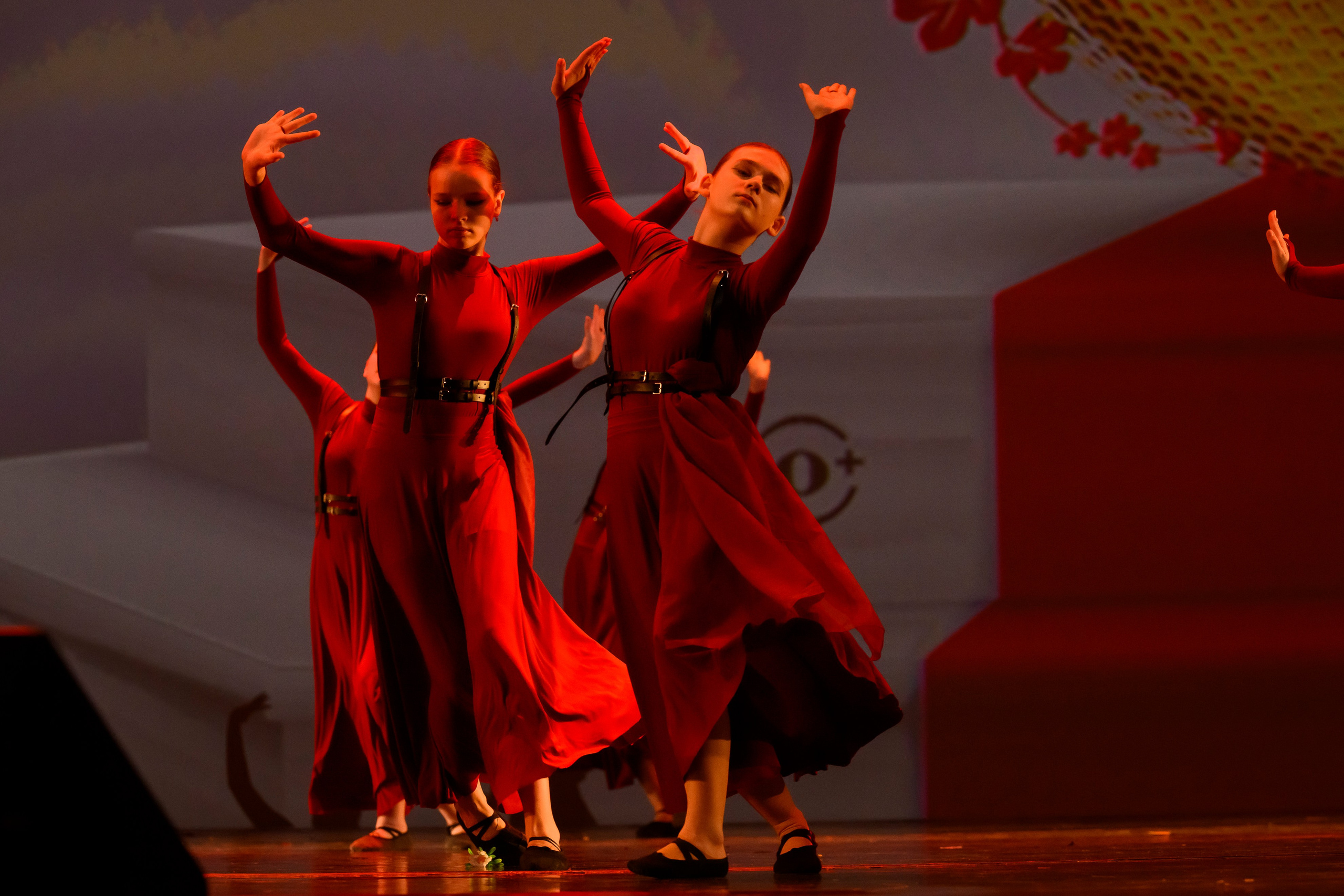 23 апреля, часть 2, БКЗ Октябрьский, г. Санкт-Петербург. Золотое яблочко