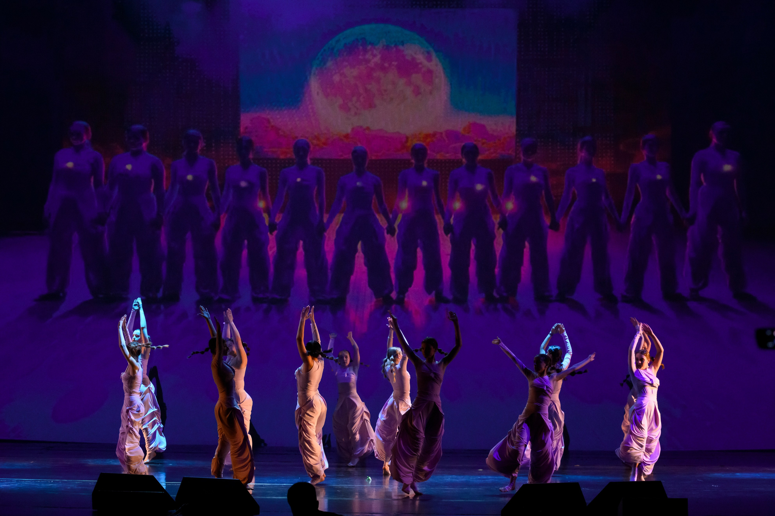 23 апреля, часть 2, БКЗ Октябрьский, г. Санкт-Петербург. Золотое яблочко