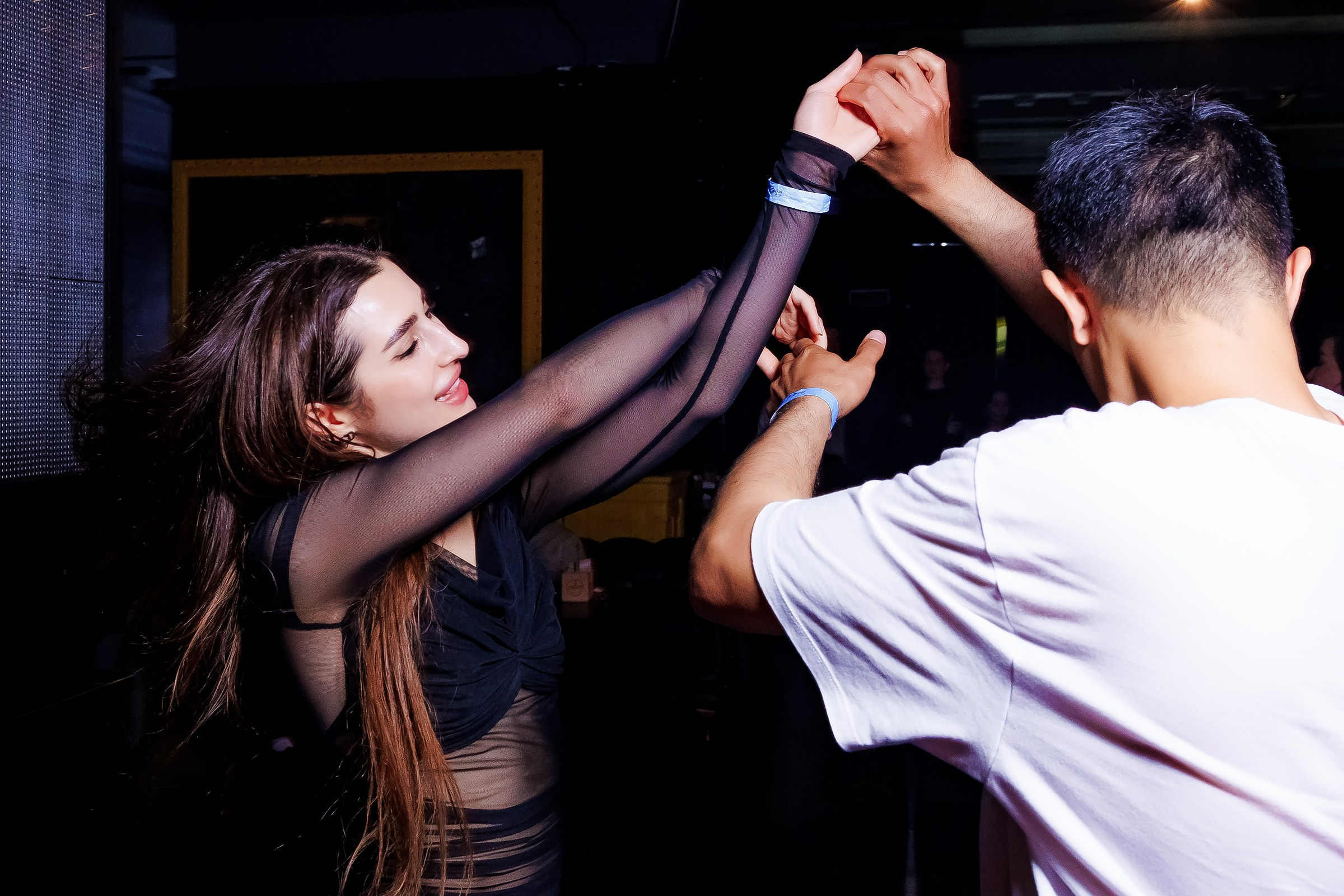 Bachata Party Hola Dance. Репортажный фотограф в Алматы Каюпов Сержан