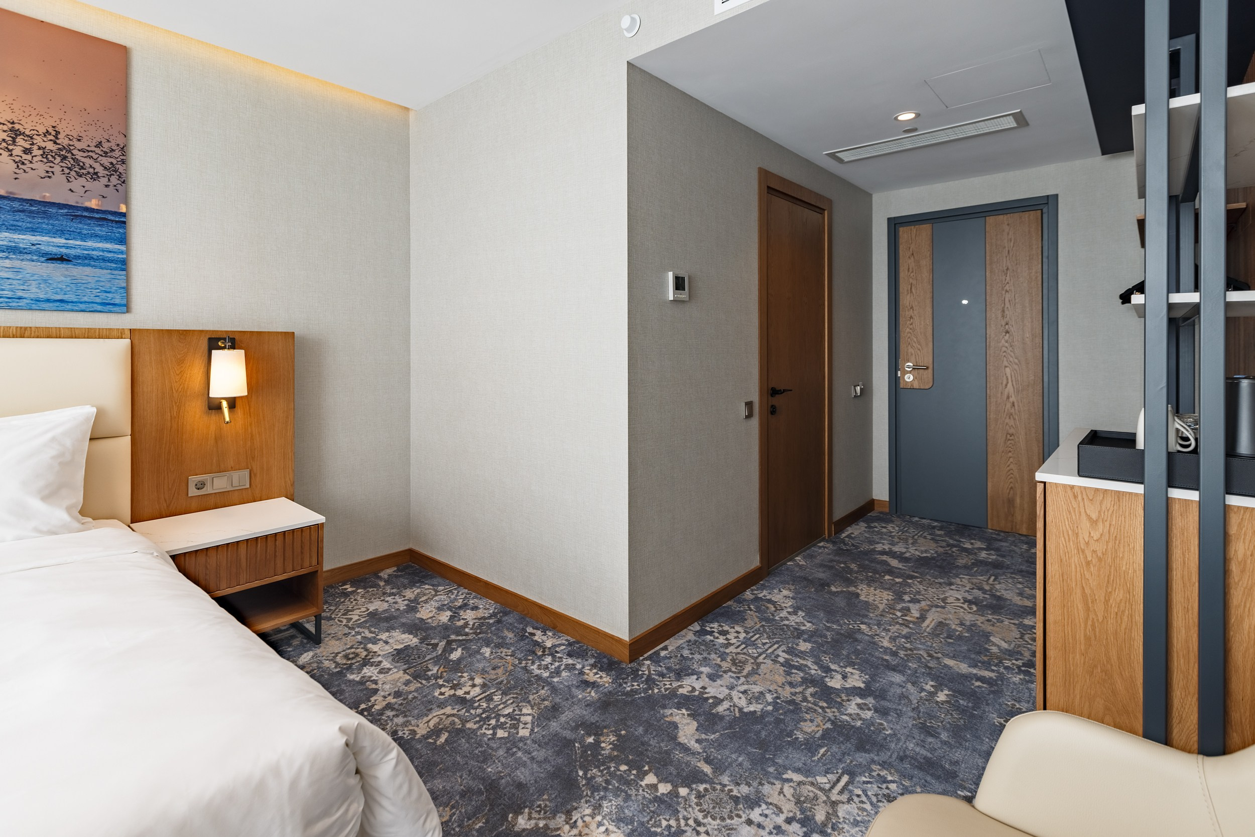 HOTEL PIAZZA EPIGRAPH (BATUMI). Режиссёр, клипмейкер, фотограф — Андрей Охота