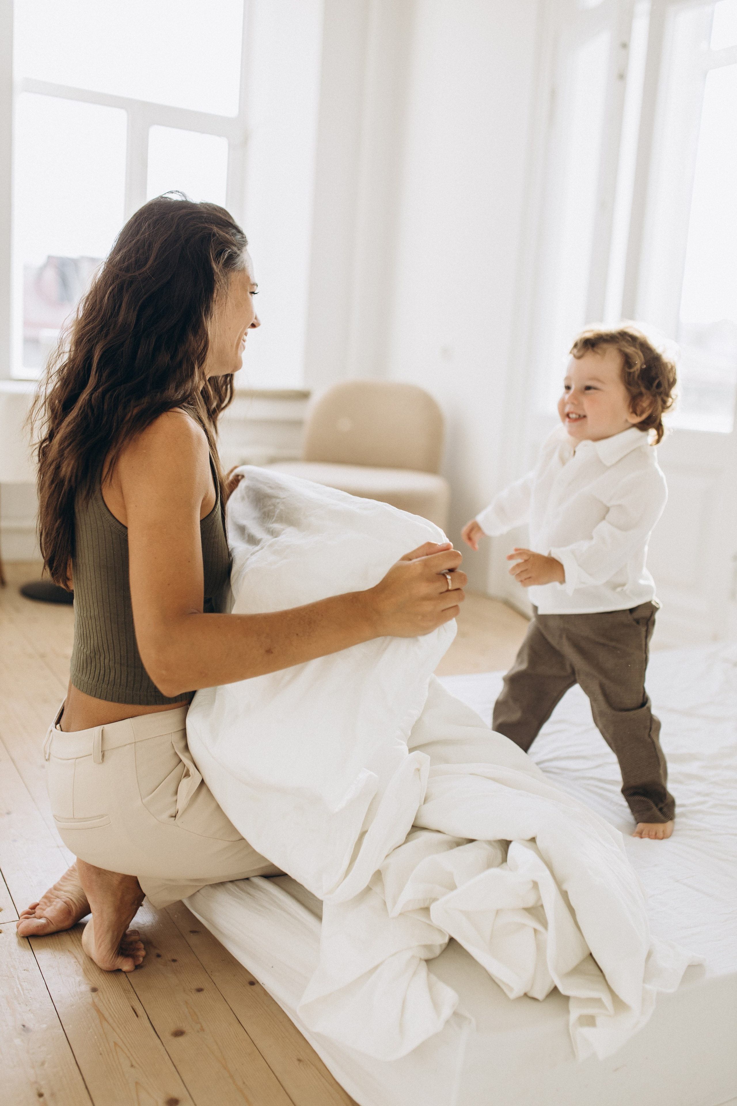 Андрей с мамой в студии. Семейный фотограф в Самаре Елена Ефимова