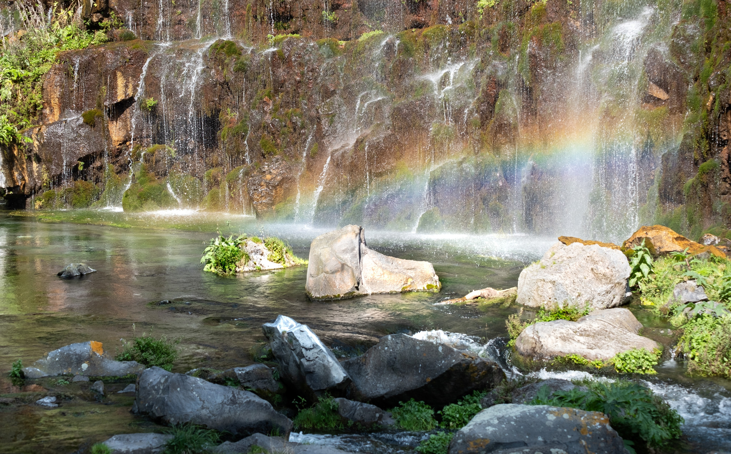 ГРУЗИЯ. ПОБУДЬ ЗДЕСЬ И ЦЕЛЕЕ БУДЕТ ЭТОТ МИР