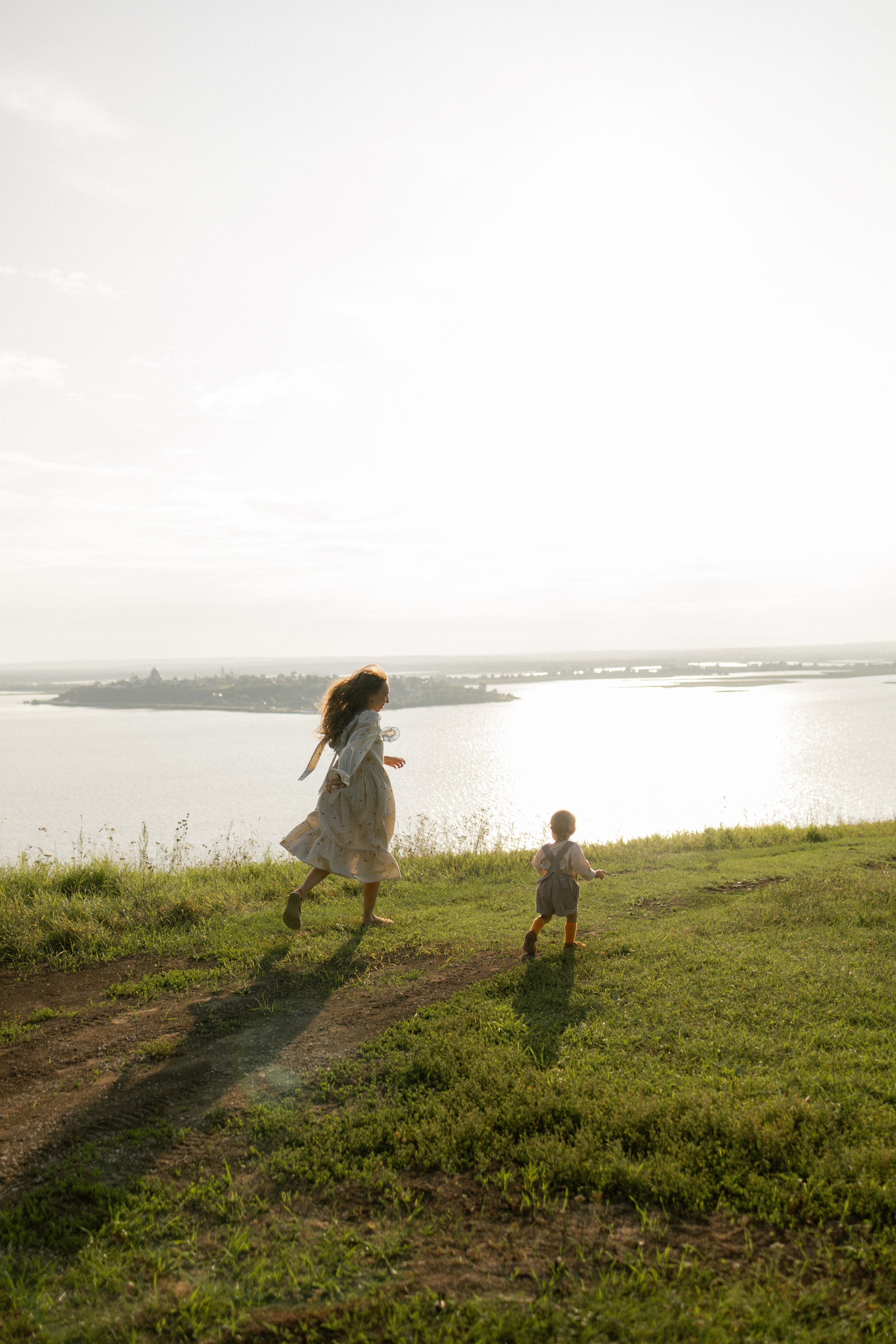 На смотровой. Фотограф Зарина. Казань