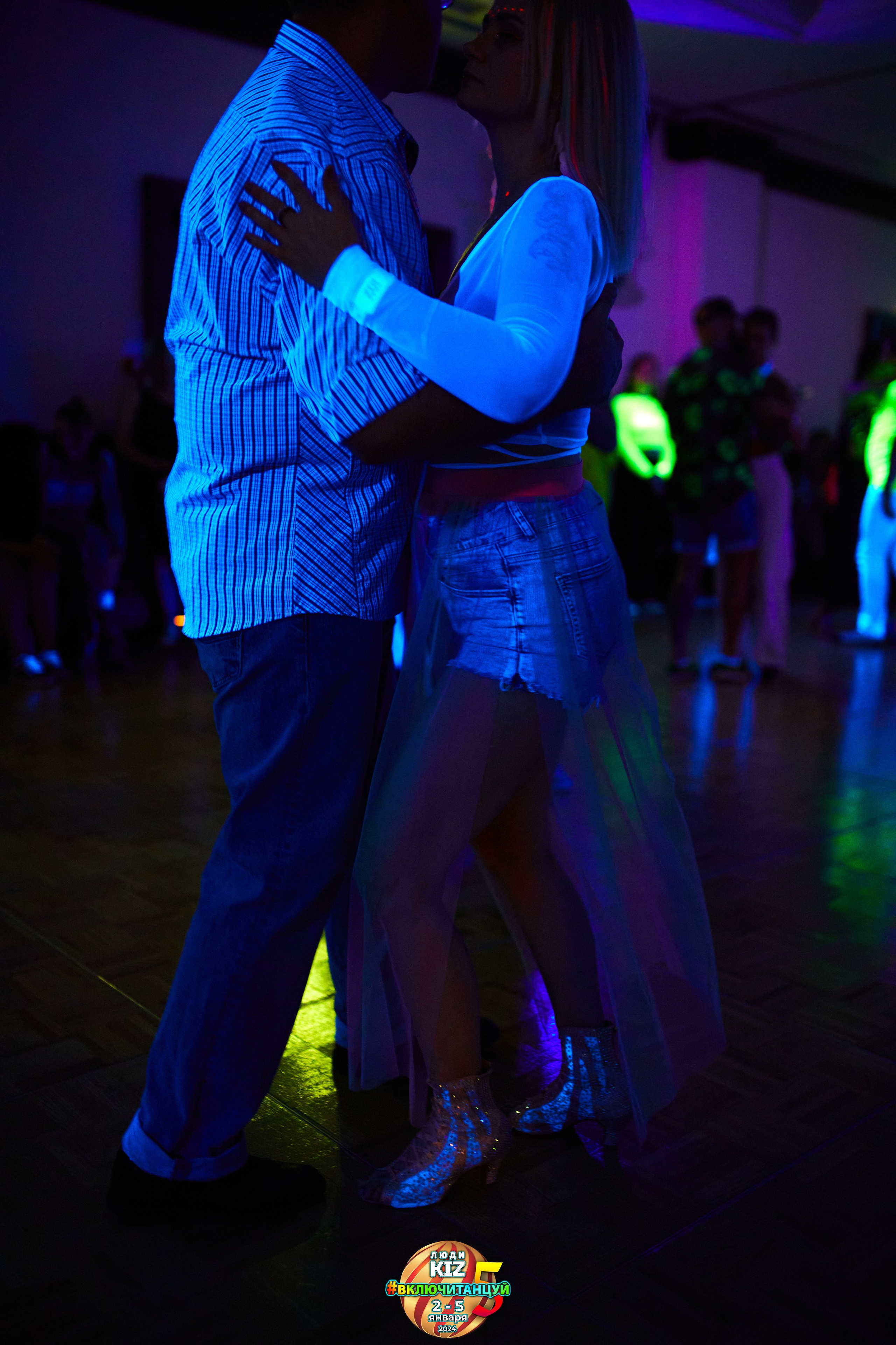 Neon Party Люди Киз. Свадебный фотограф