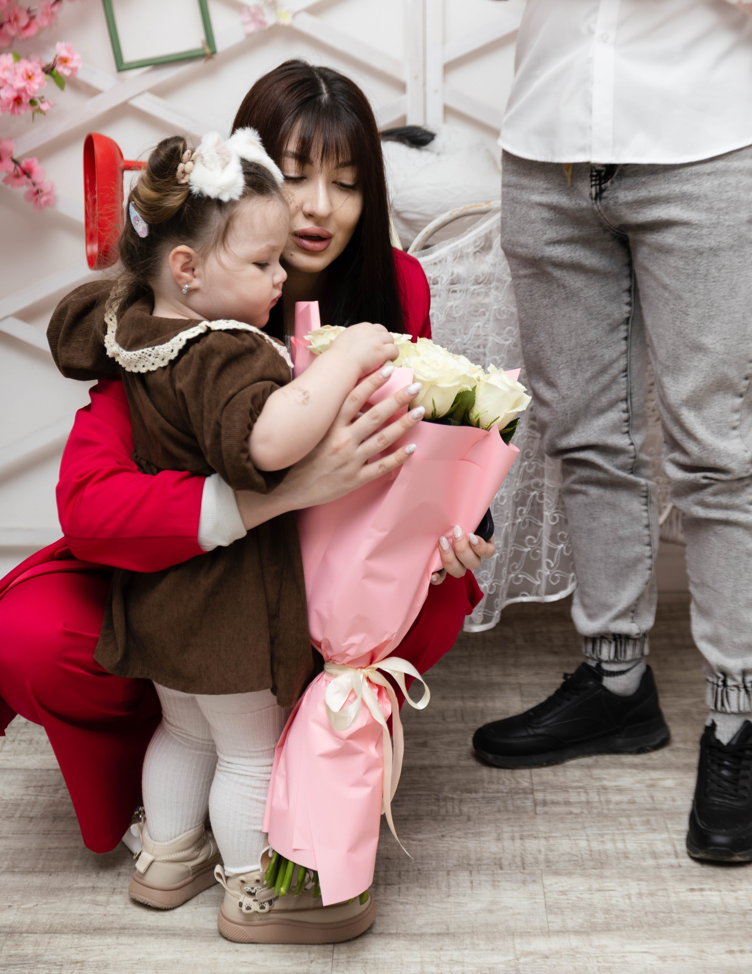 Выписка Алины и Евы из перинатального центра № 2. Семейный фотограф Софи Симакова в Волгограде и Волжском