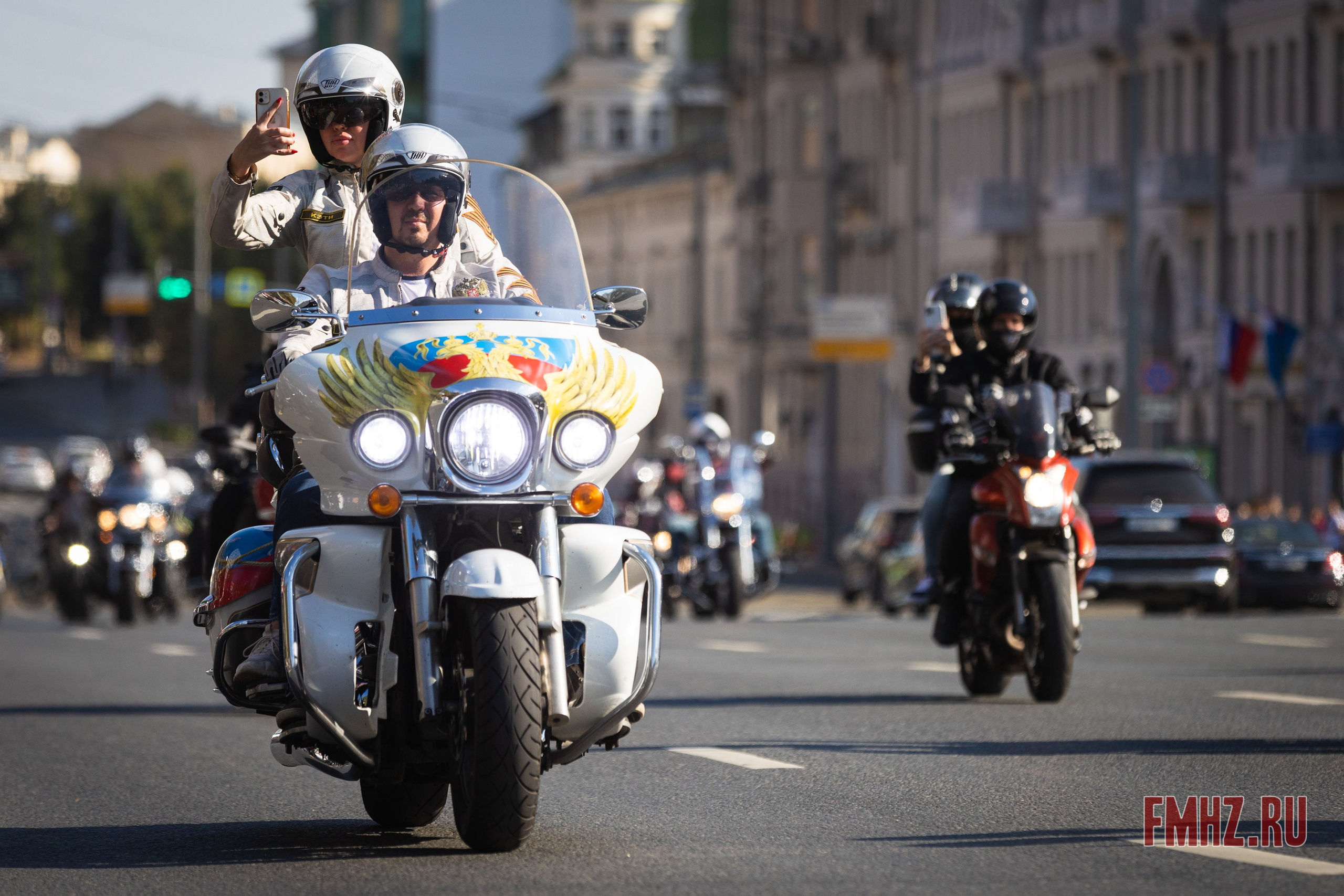 Закрытие Мотосезона 2023 на проспекте Академика Сахарова. Фотограф Владимир Охрименко