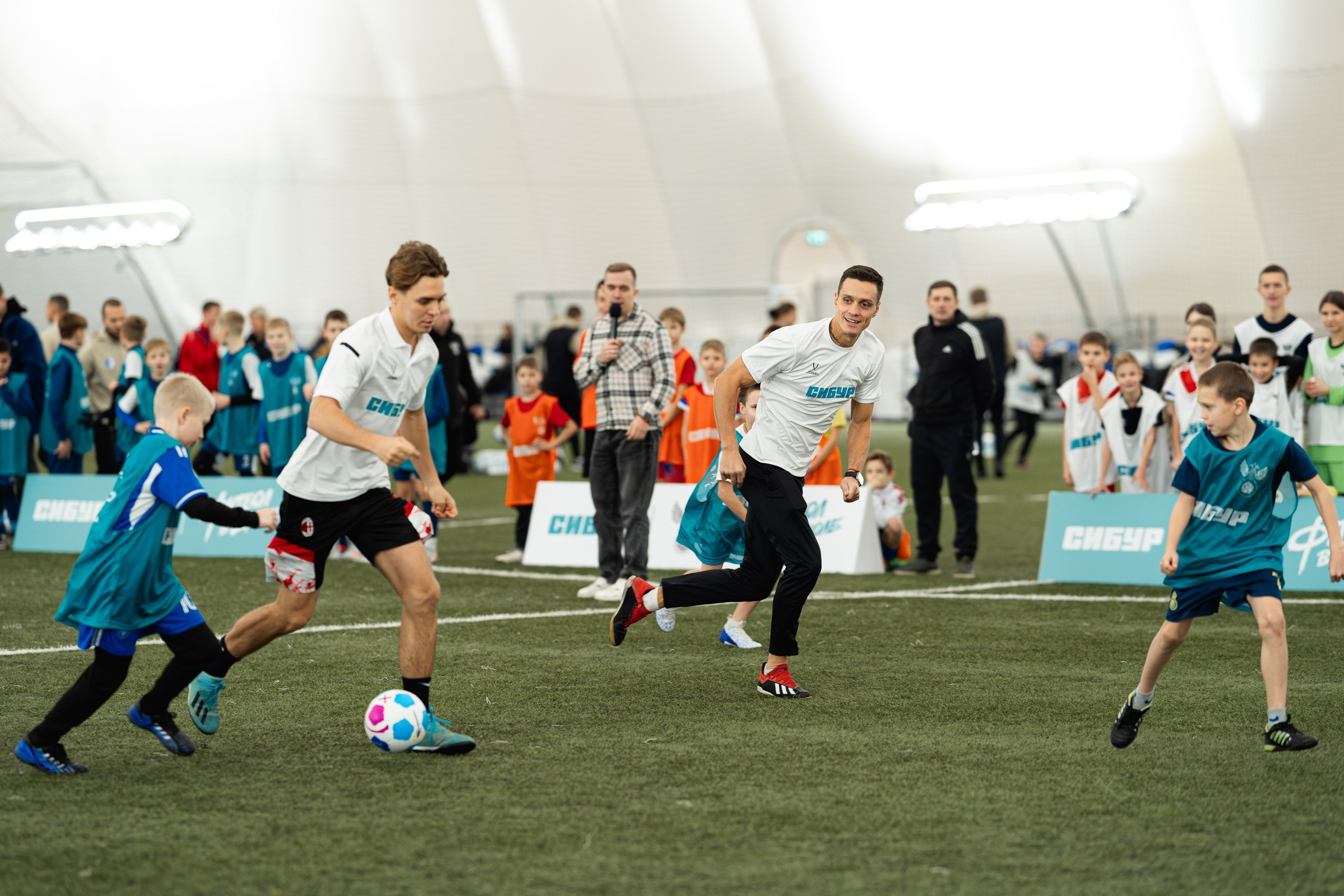 Фестиваль «СИБУР. Урок футбола» в рамках проекта Российского футбольного союза «Футбол в школе». Портретный и репортажный фотограф в Воронеже: Анастасия Пузикова