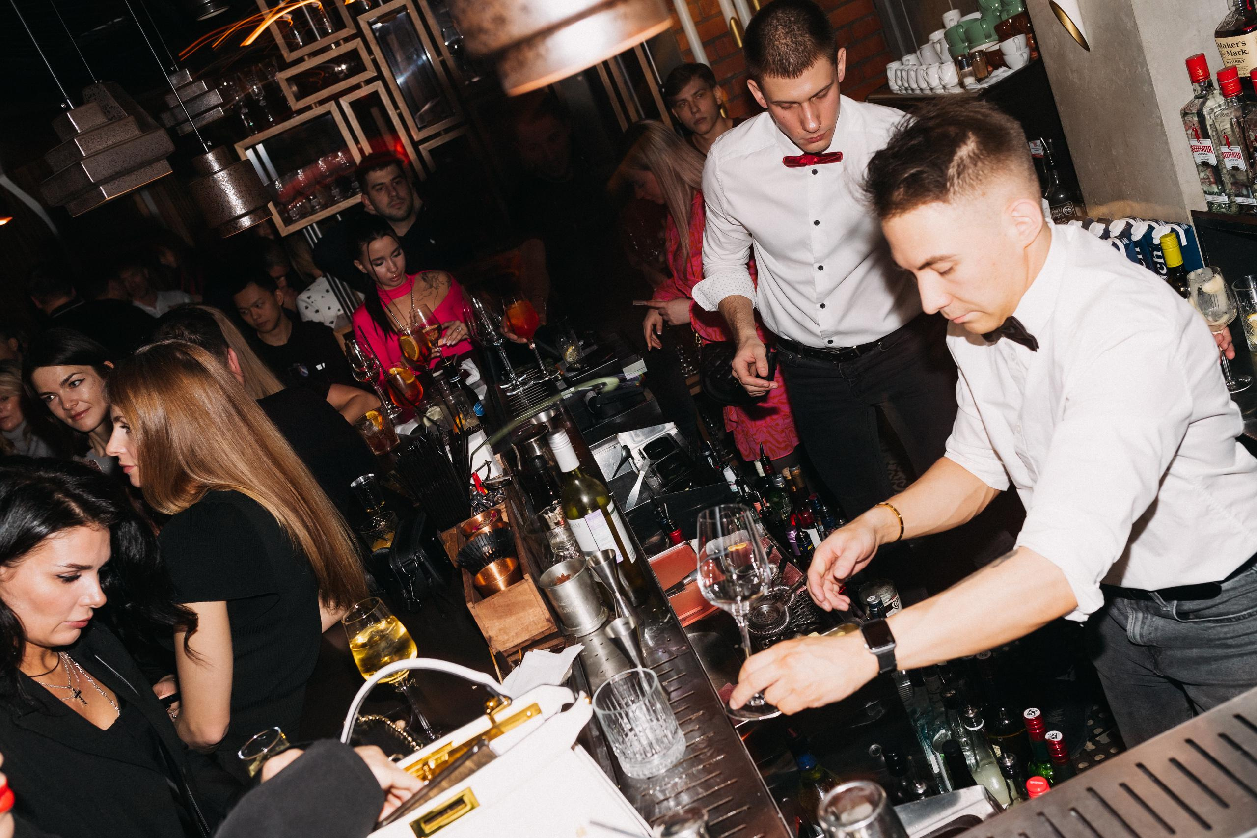 CHOCOLATE [ПРОЩАЛЬНАЯ ВЕЧЕРИНКА]. СВОИ. ФОТООТЧЕТЫ-СОБЫТИЯ-МЕСТА