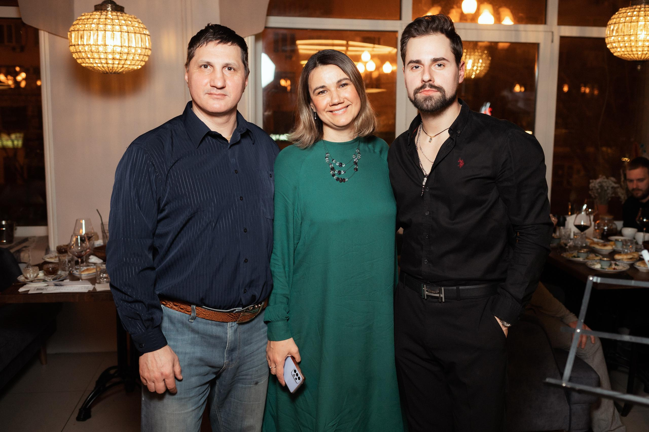 МУЗЫКАЛЬНО-ПОЭТИЧЕСКИЙ ВЕЧЕР С ИВАНОМ ЗАСУХИНЫМ. СВОИ. ФОТООТЧЕТЫ-СОБЫТИЯ-МЕСТА