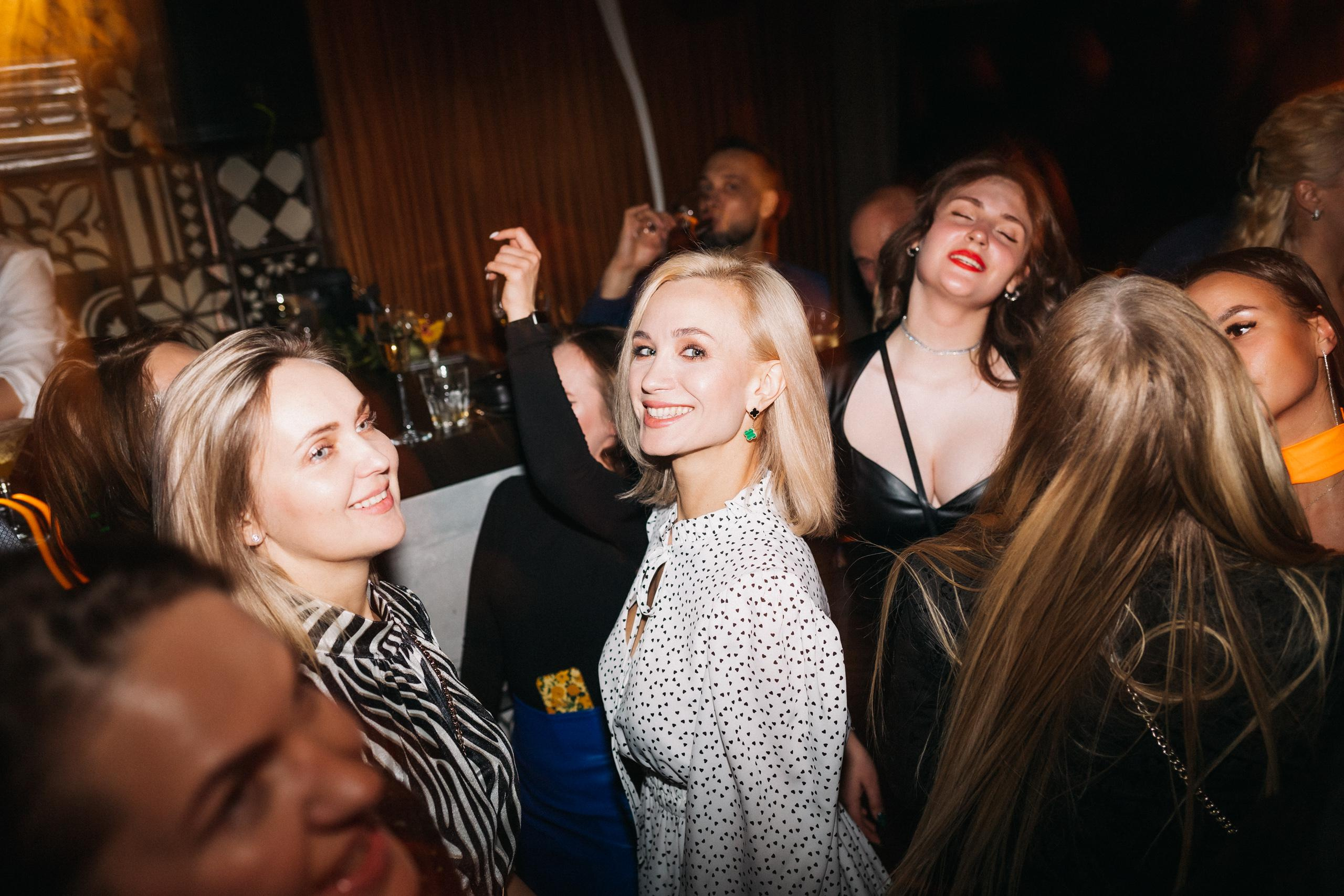 CHOCOLATE [ПРОЩАЛЬНАЯ ВЕЧЕРИНКА]. СВОИ. ФОТООТЧЕТЫ-СОБЫТИЯ-МЕСТА