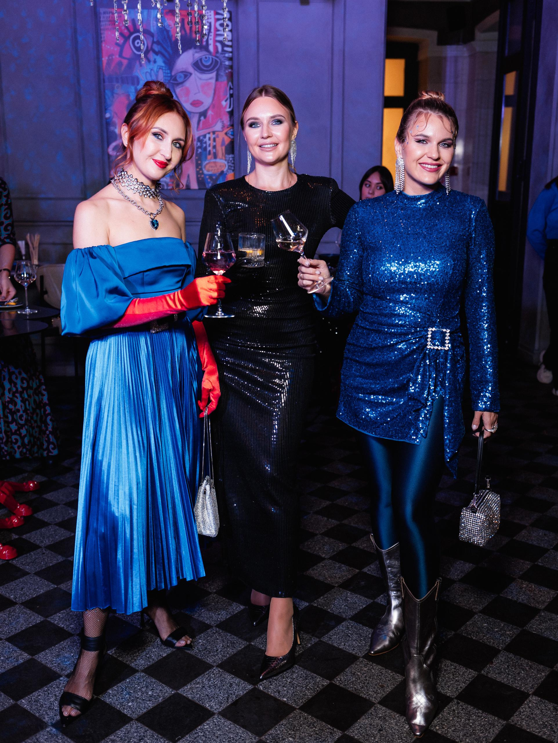 SECRET TRAVELERS [NEW YEAR PARTY]. СВОИ. ФОТООТЧЕТЫ-СОБЫТИЯ-МЕСТА