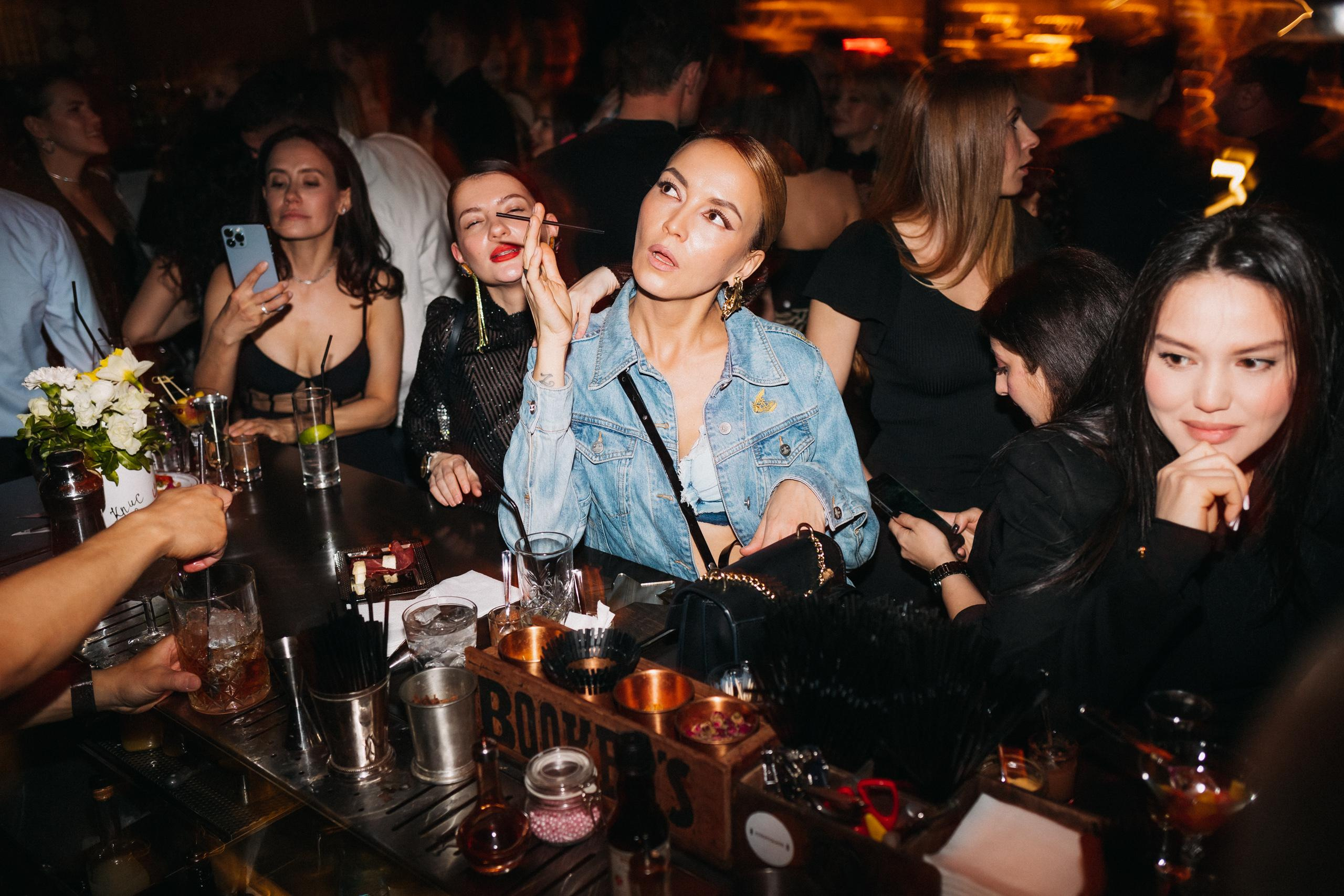 CHOCOLATE [ПРОЩАЛЬНАЯ ВЕЧЕРИНКА]. СВОИ. ФОТООТЧЕТЫ-СОБЫТИЯ-МЕСТА