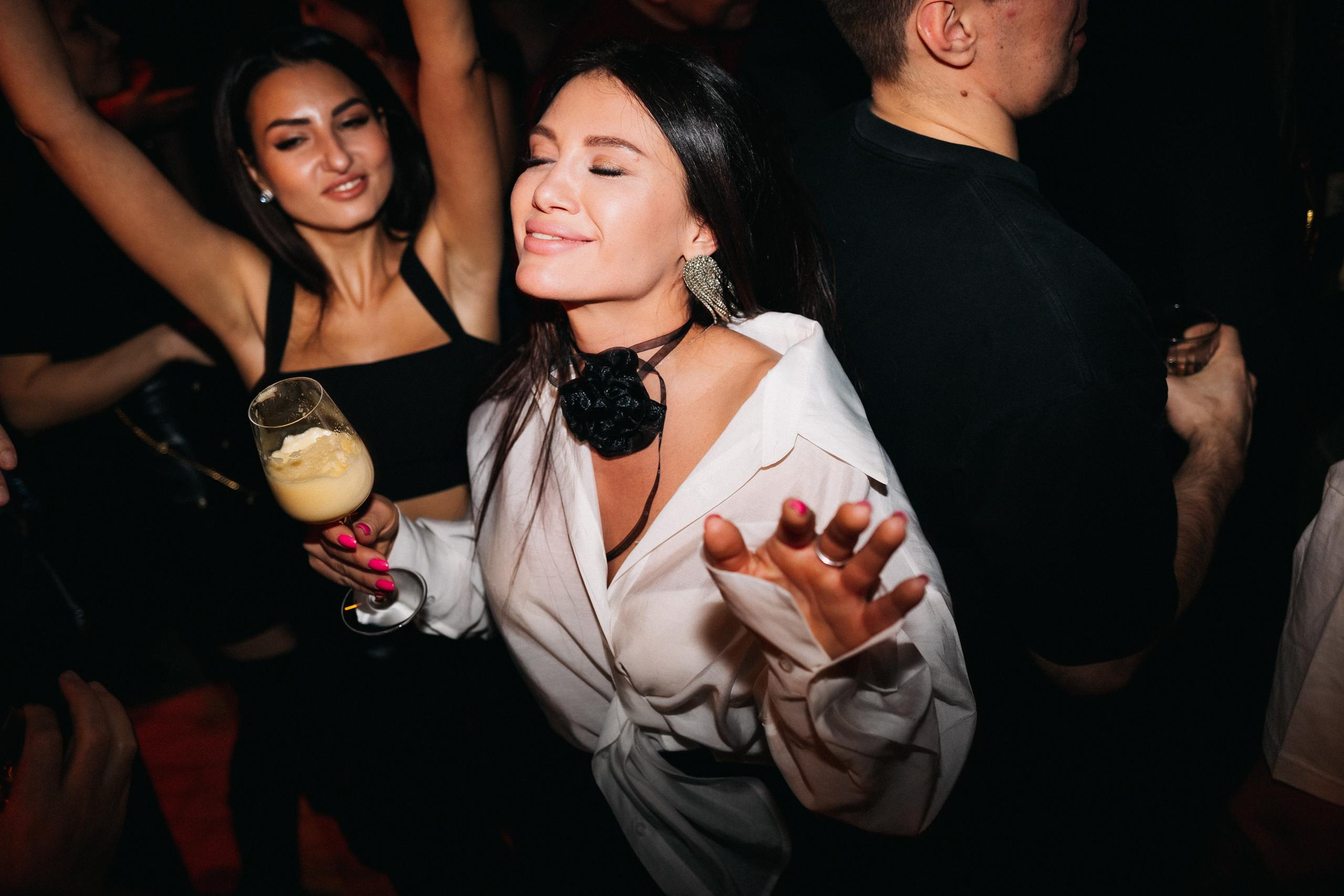 CHOCOLATE [ПРОЩАЛЬНАЯ ВЕЧЕРИНКА]. СВОИ. ФОТООТЧЕТЫ-СОБЫТИЯ-МЕСТА