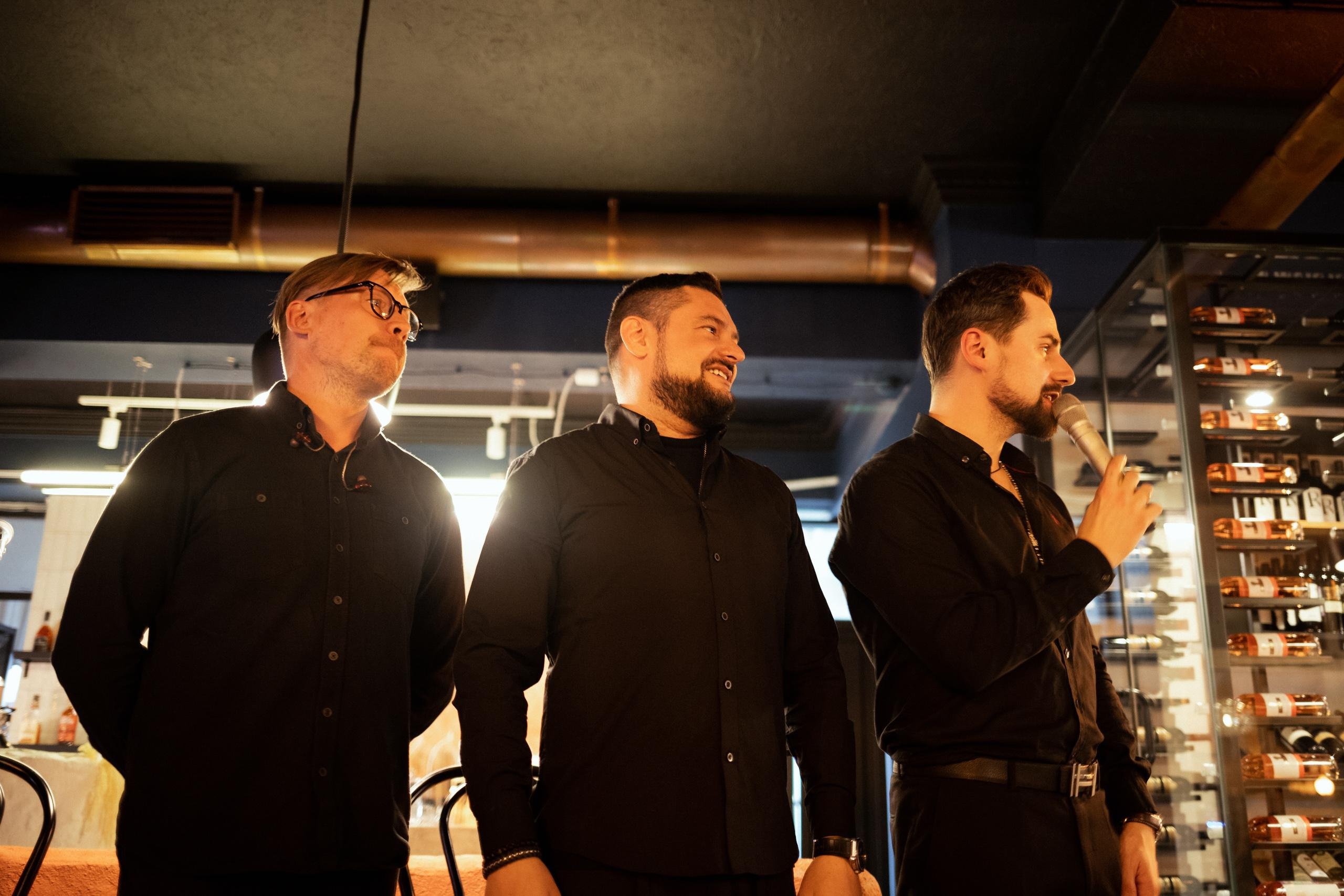 МУЗЫКАЛЬНО-ПОЭТИЧЕСКИЙ ВЕЧЕР С ИВАНОМ ЗАСУХИНЫМ. СВОИ. ФОТООТЧЕТЫ-СОБЫТИЯ-МЕСТА