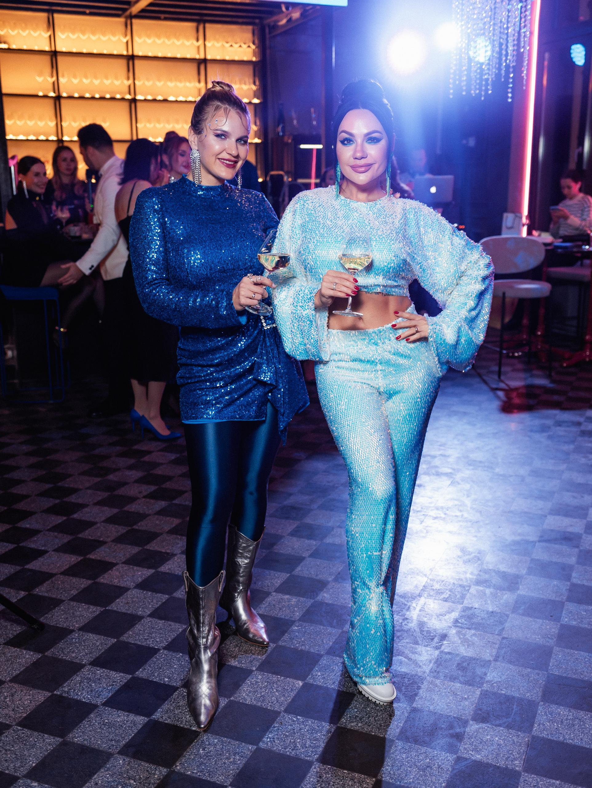 SECRET TRAVELERS [NEW YEAR PARTY]. СВОИ. ФОТООТЧЕТЫ-СОБЫТИЯ-МЕСТА