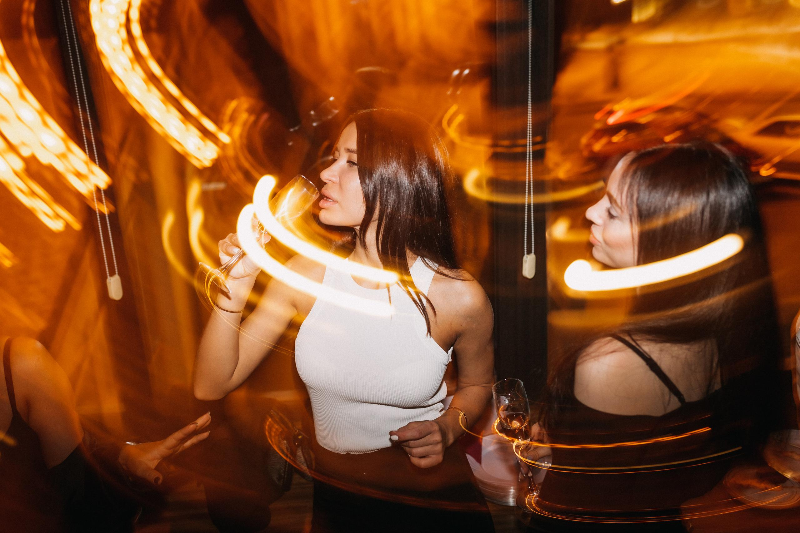 CHOCOLATE [ПРОЩАЛЬНАЯ ВЕЧЕРИНКА]. СВОИ. ФОТООТЧЕТЫ-СОБЫТИЯ-МЕСТА