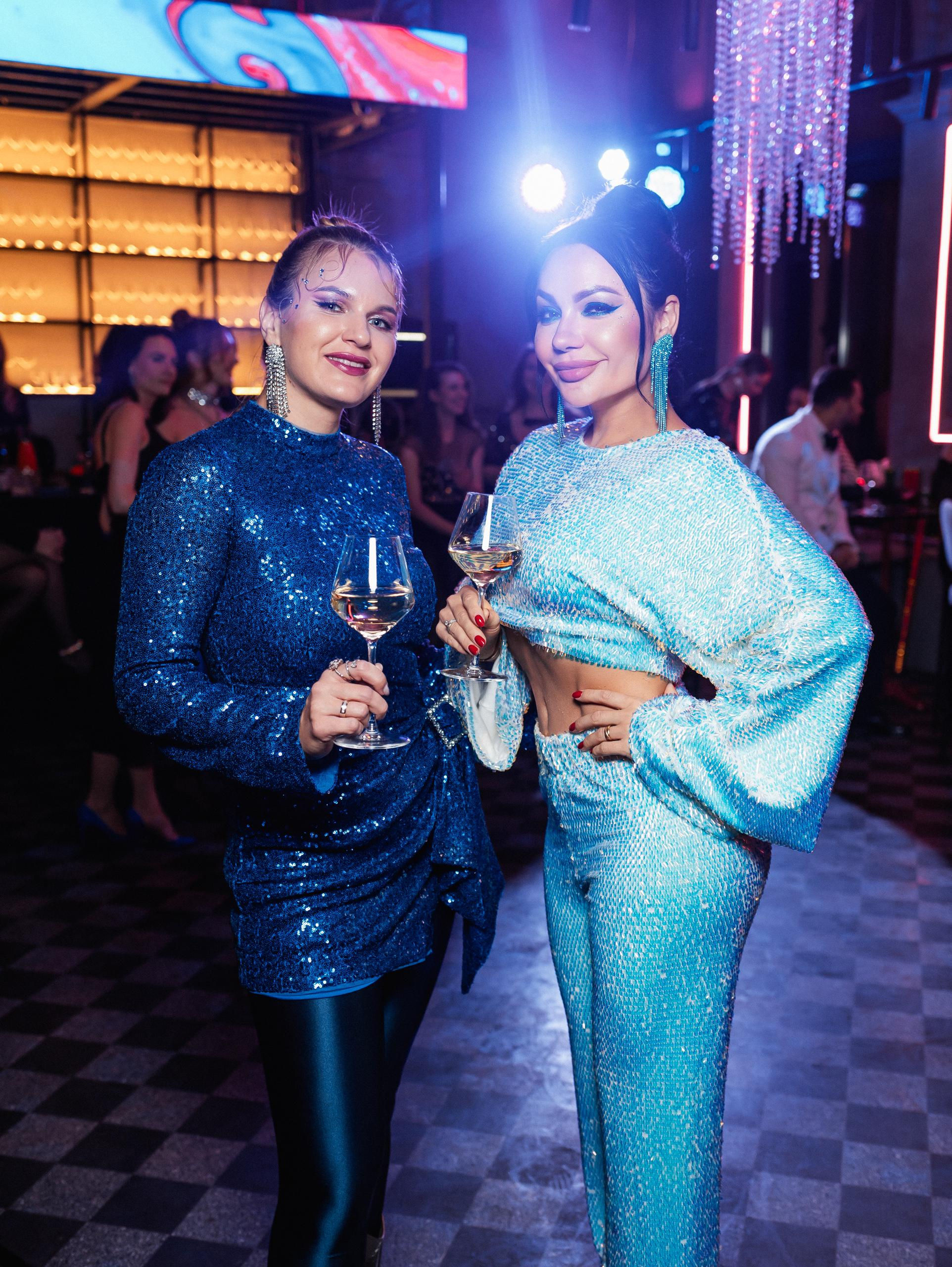 SECRET TRAVELERS [NEW YEAR PARTY]. СВОИ. ФОТООТЧЕТЫ-СОБЫТИЯ-МЕСТА