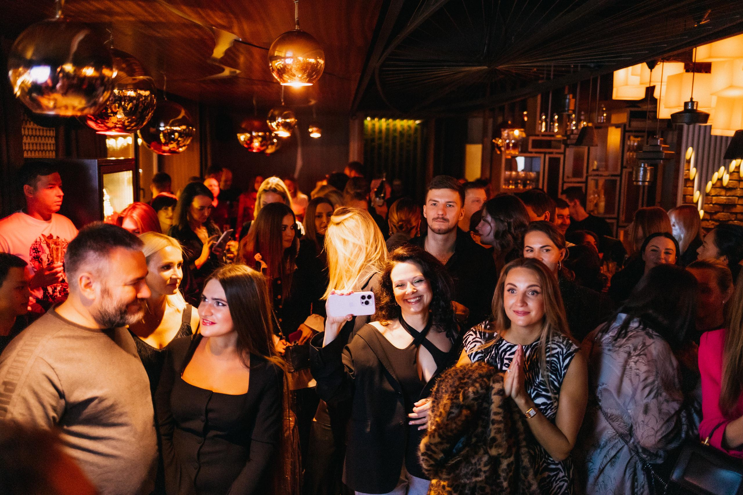 CHOCOLATE [ПРОЩАЛЬНАЯ ВЕЧЕРИНКА]. СВОИ. ФОТООТЧЕТЫ-СОБЫТИЯ-МЕСТА