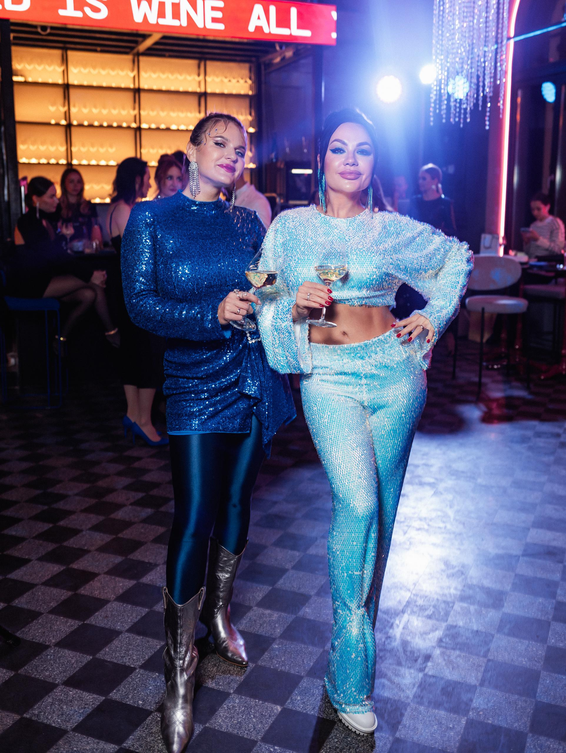 SECRET TRAVELERS [NEW YEAR PARTY]. СВОИ. ФОТООТЧЕТЫ-СОБЫТИЯ-МЕСТА