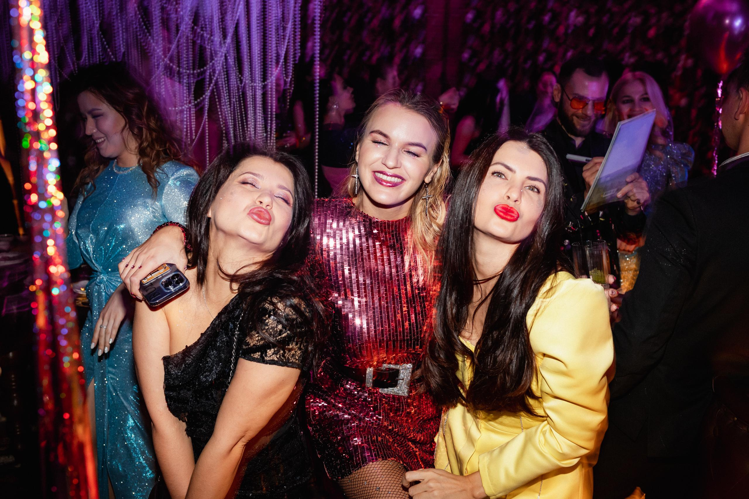 BIRTHDAY MARIYA RAKUSA. СВОИ. ФОТООТЧЕТЫ-СОБЫТИЯ-МЕСТА