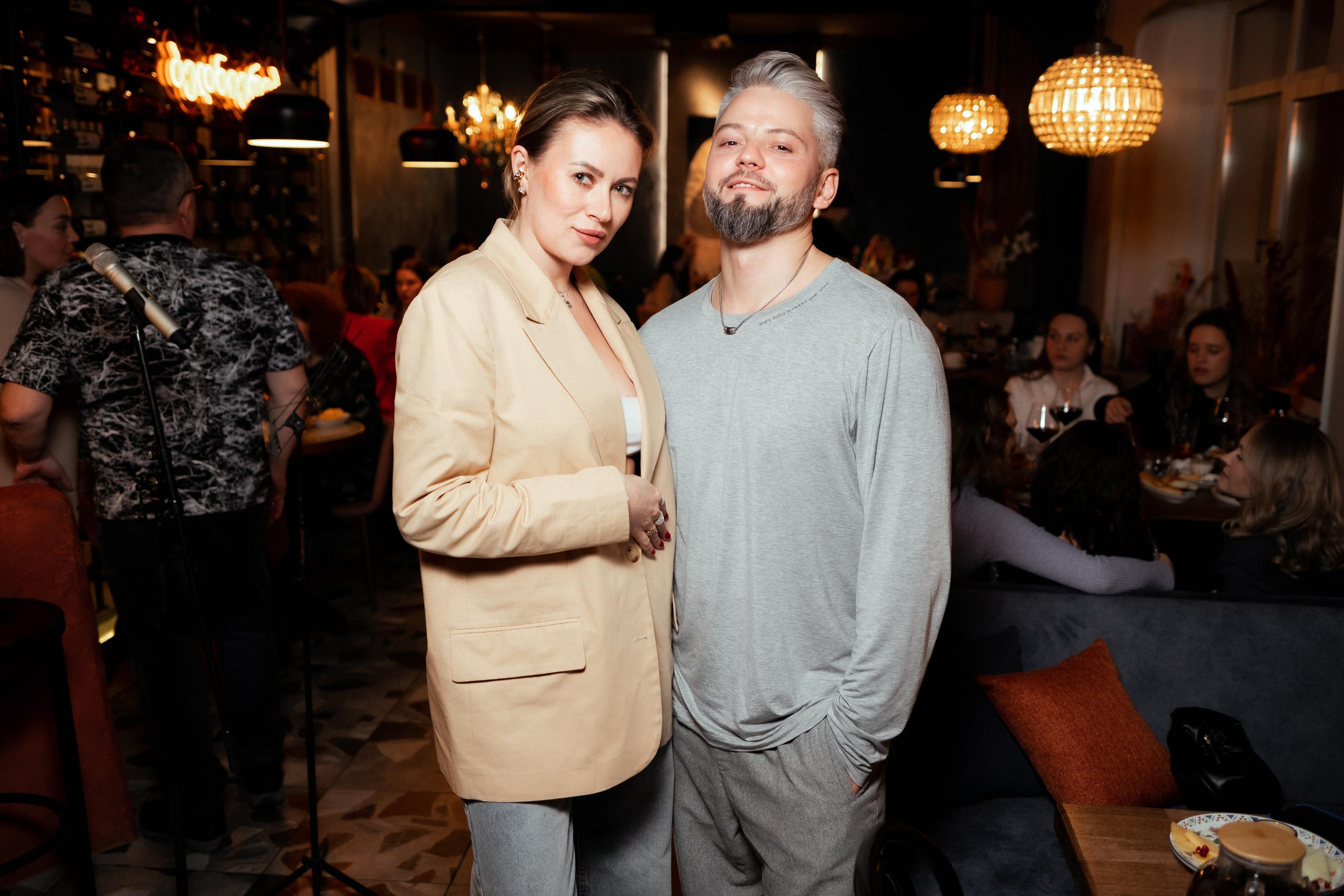 МУЗЫКАЛЬНО-ПОЭТИЧЕСКИЙ ВЕЧЕР С ИВАНОМ ЗАСУХИНЫМ. СВОИ. ФОТООТЧЕТЫ-СОБЫТИЯ-МЕСТА