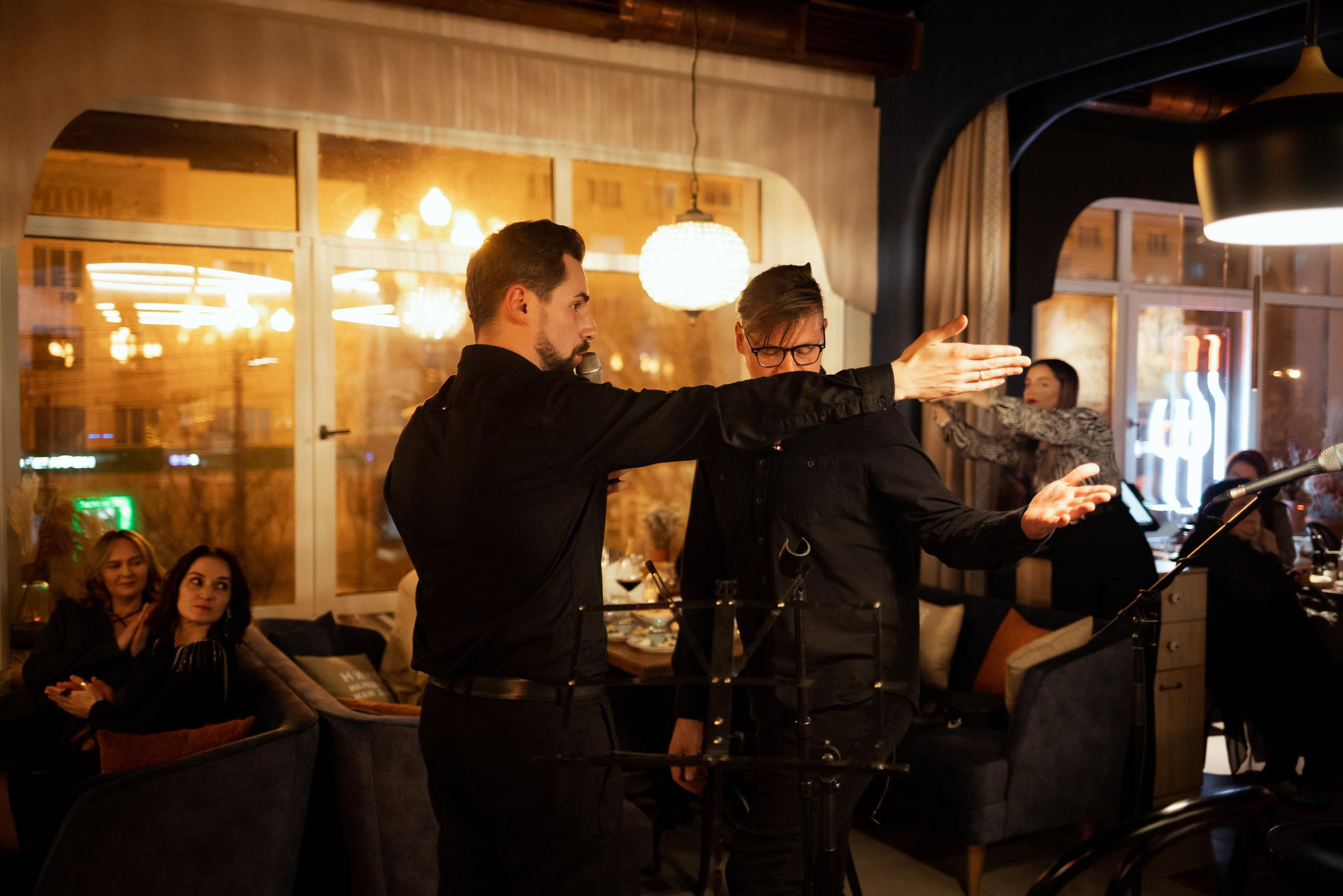 МУЗЫКАЛЬНО-ПОЭТИЧЕСКИЙ ВЕЧЕР С ИВАНОМ ЗАСУХИНЫМ. СВОИ. ФОТООТЧЕТЫ-СОБЫТИЯ-МЕСТА