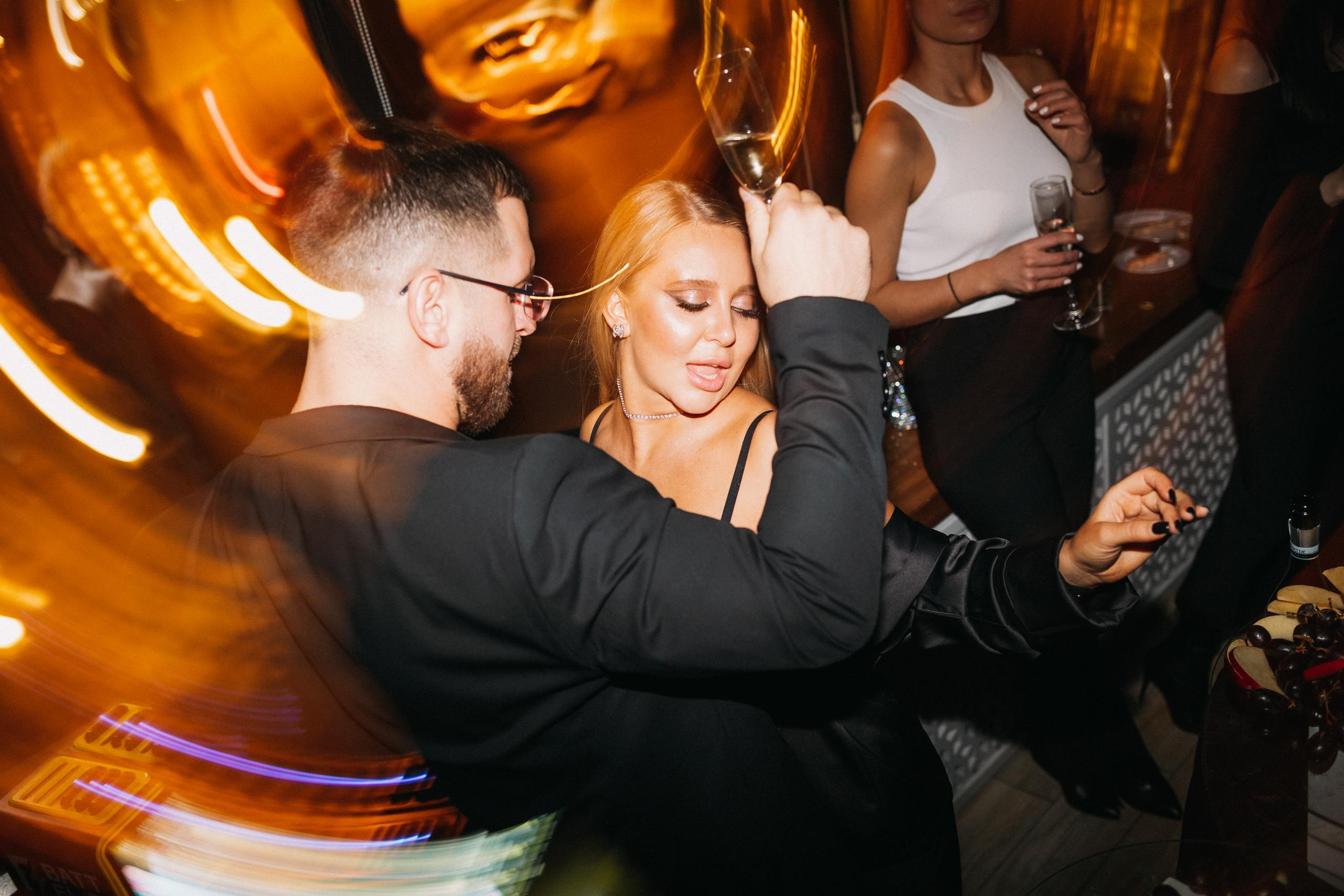 CHOCOLATE [ПРОЩАЛЬНАЯ ВЕЧЕРИНКА]. СВОИ. ФОТООТЧЕТЫ-СОБЫТИЯ-МЕСТА