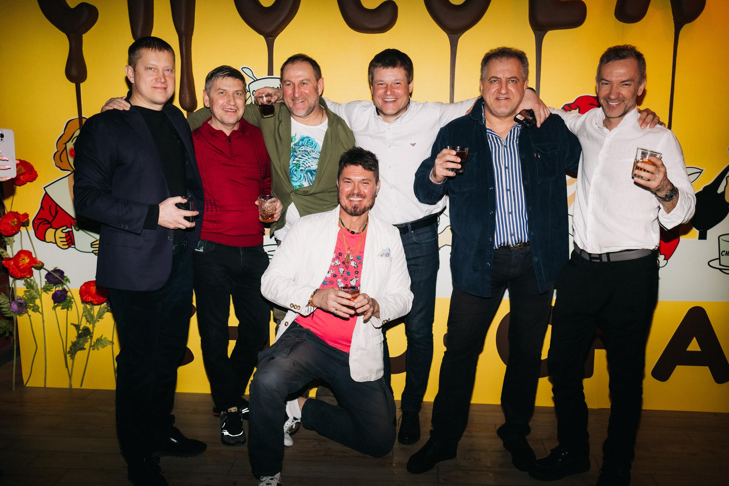 CHOCOLATE [ПРОЩАЛЬНАЯ ВЕЧЕРИНКА]. СВОИ. ФОТООТЧЕТЫ-СОБЫТИЯ-МЕСТА