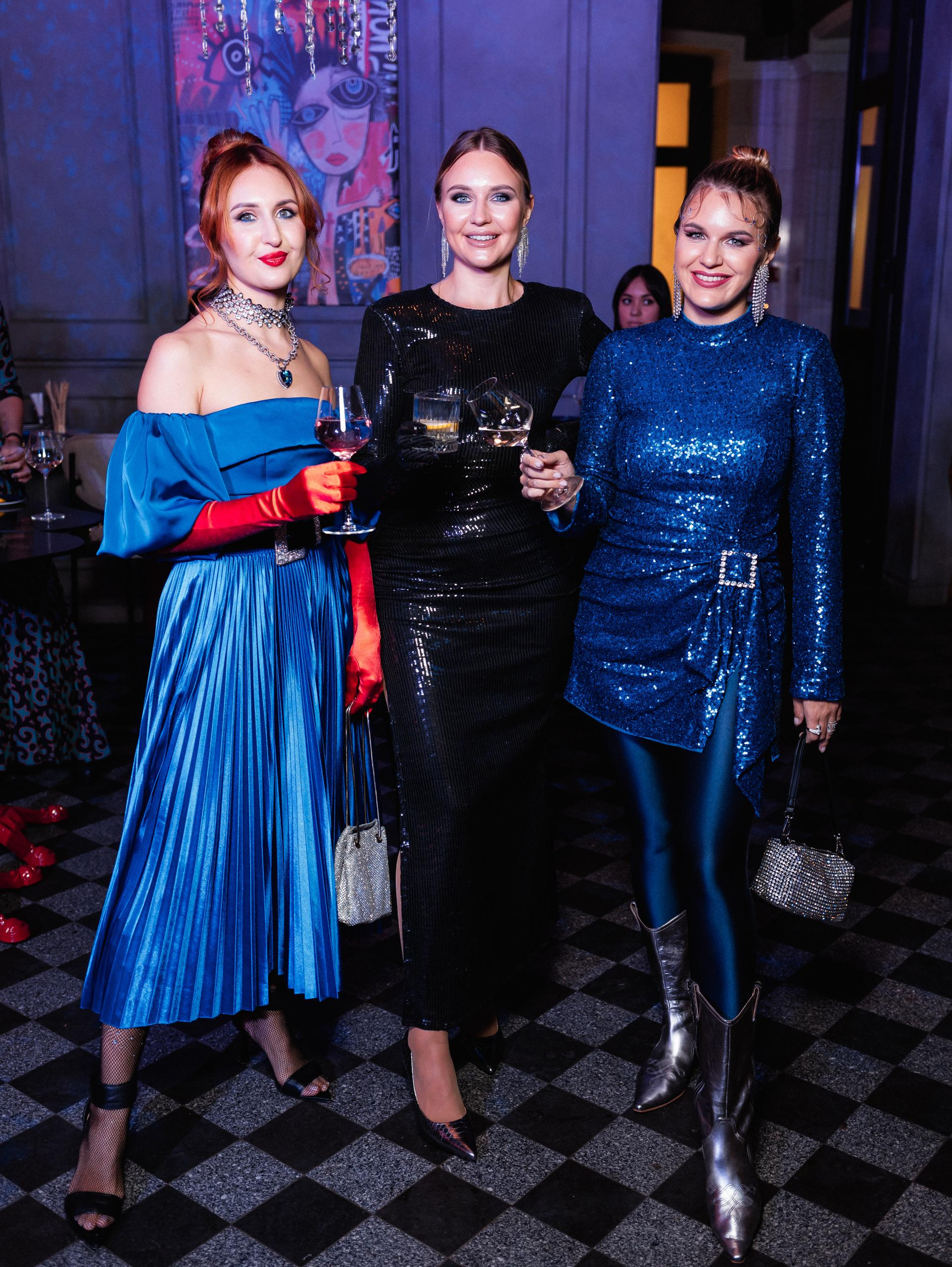 SECRET TRAVELERS [NEW YEAR PARTY]. СВОИ. ФОТООТЧЕТЫ-СОБЫТИЯ-МЕСТА