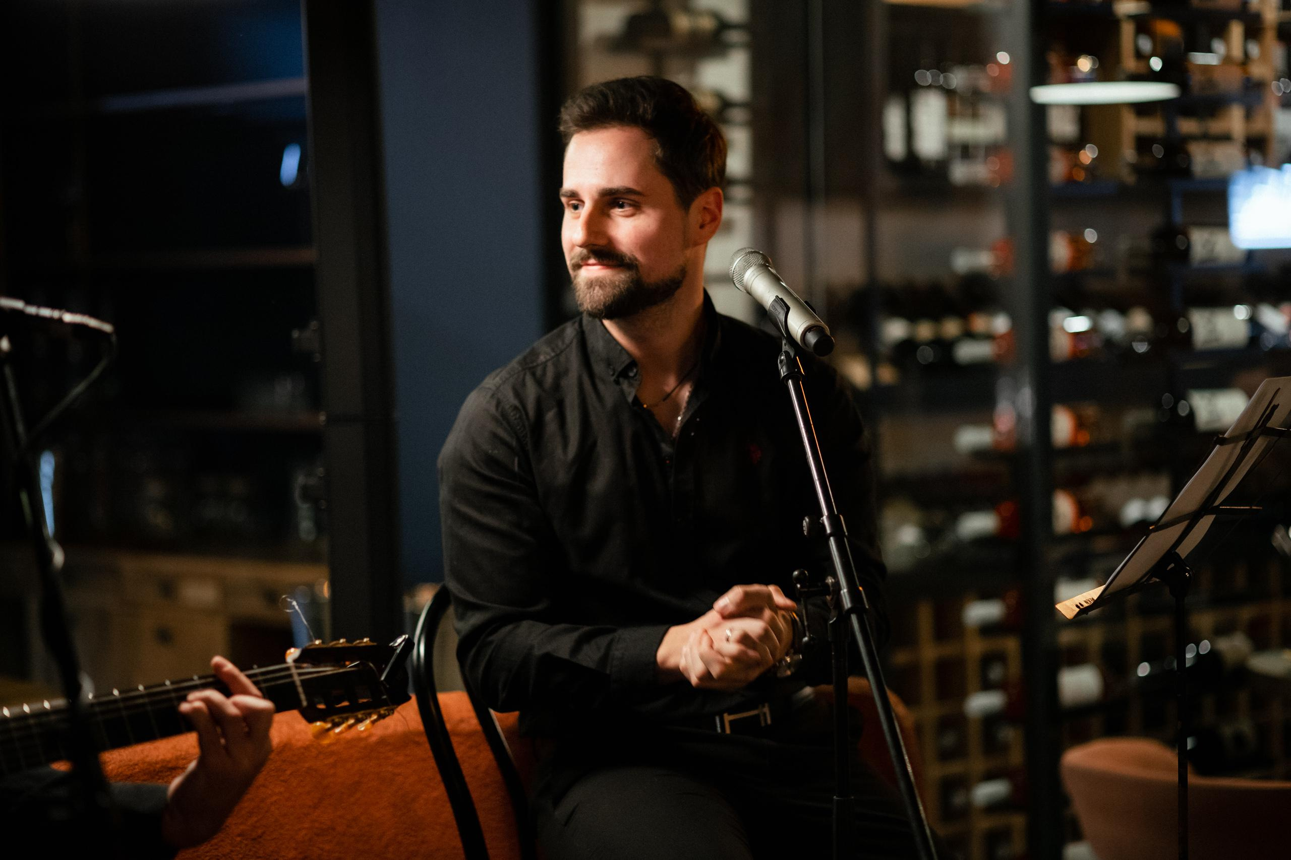 МУЗЫКАЛЬНО-ПОЭТИЧЕСКИЙ ВЕЧЕР С ИВАНОМ ЗАСУХИНЫМ. СВОИ. ФОТООТЧЕТЫ-СОБЫТИЯ-МЕСТА