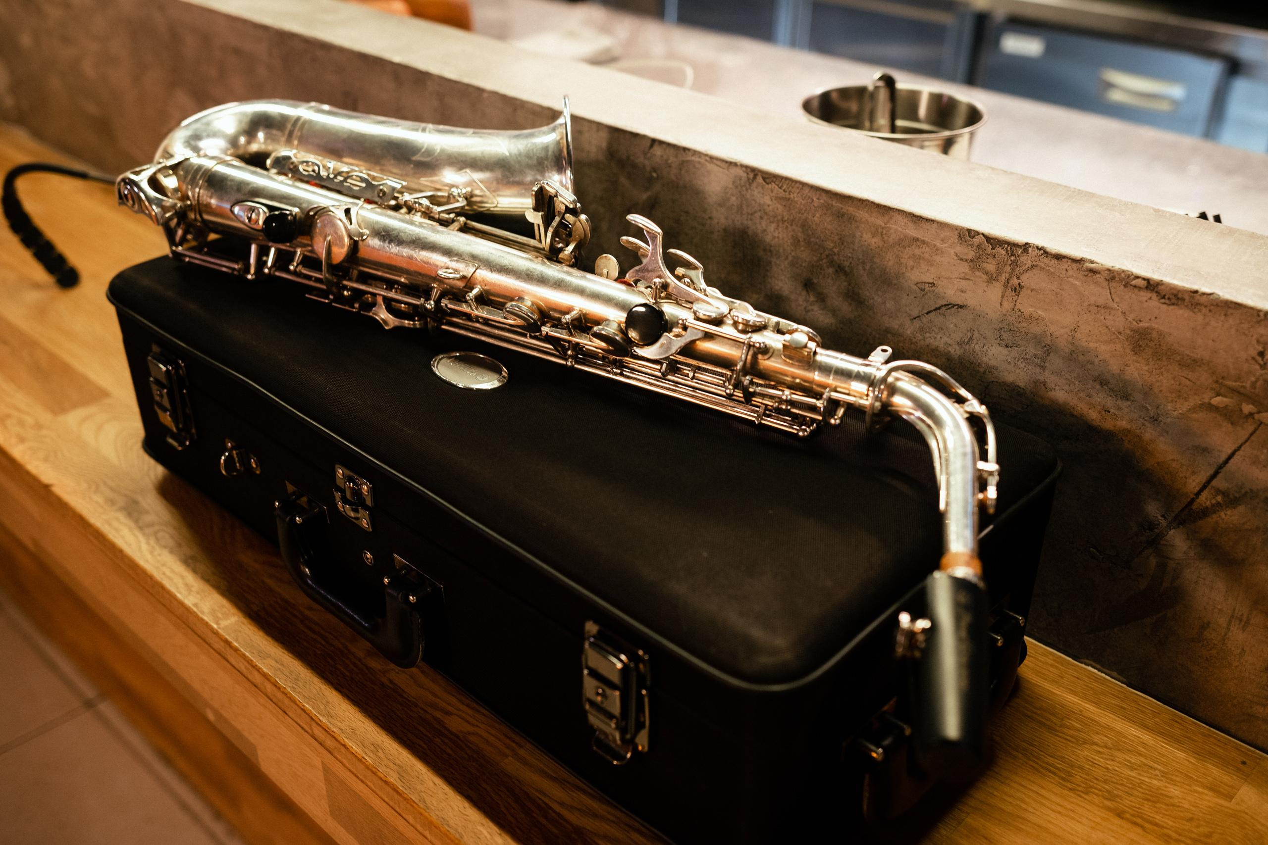 МУЗЫКАЛЬНО-ПОЭТИЧЕСКИЙ ВЕЧЕР С ИВАНОМ ЗАСУХИНЫМ. СВОИ. ФОТООТЧЕТЫ-СОБЫТИЯ-МЕСТА